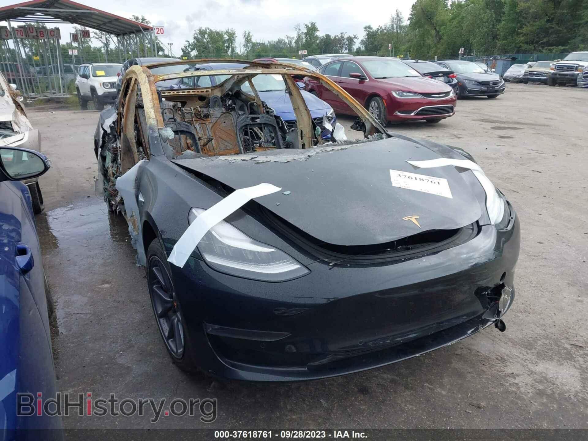 Фотография 5YJ3E1EB4JF068450 - TESLA MODEL 3 2018