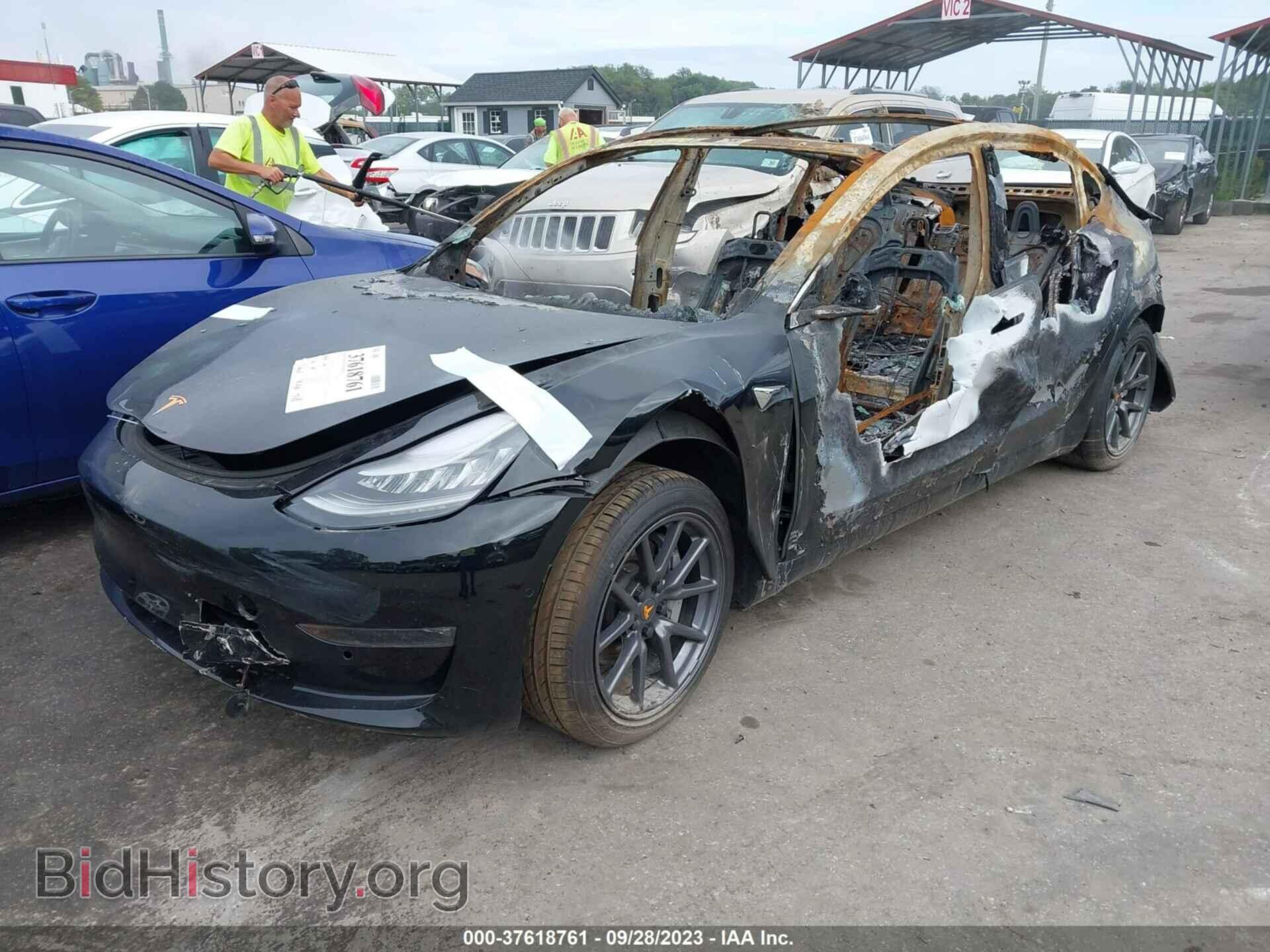 2018 TESLA MODEL 3 - VIN: 5YJ3E1EB4JF068450 - Фото 2