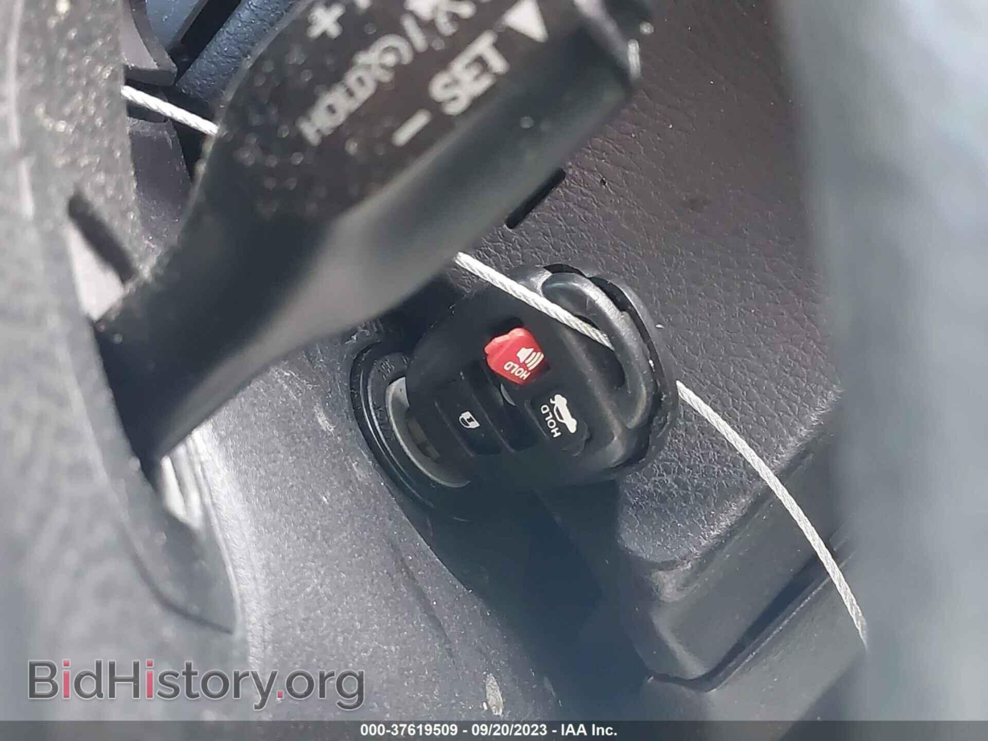2017 TOYOTA COROLLA - VIN: 5YFBURHEXHP678564 - Фото 11