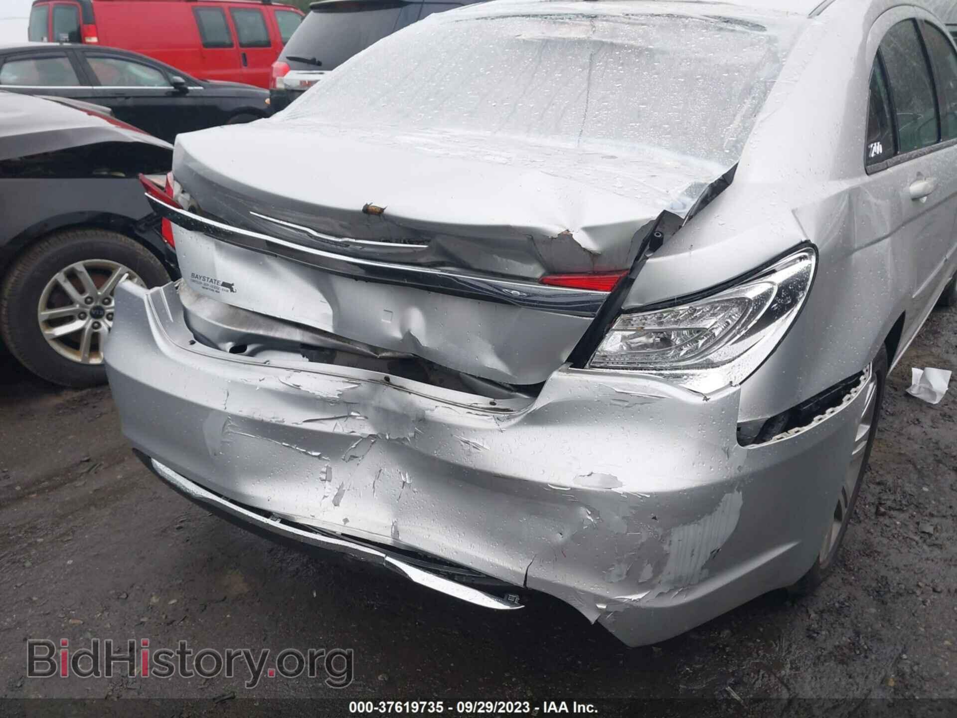 2012 CHRYSLER 200 - VIN: 1C3CCBAB7CN317785 - Фото 6