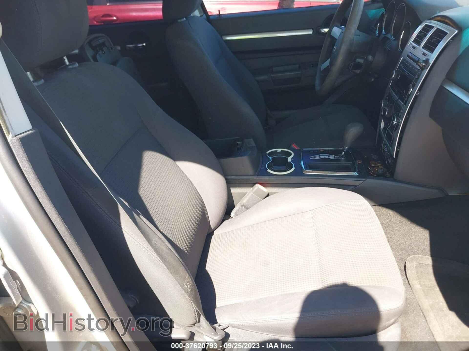 2010 DODGE CHARGER - VIN: 2B3CA4CD7AH143834 - Фото 5