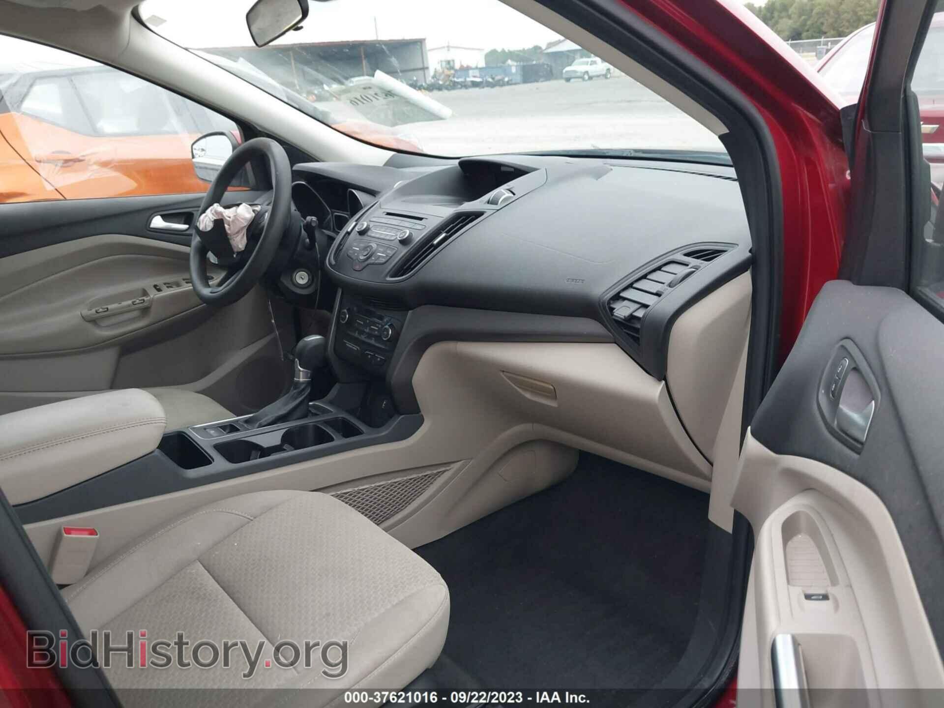 2017 FORD ESCAPE - VIN: 1FMCU0GD2HUC37129 - Photo 5