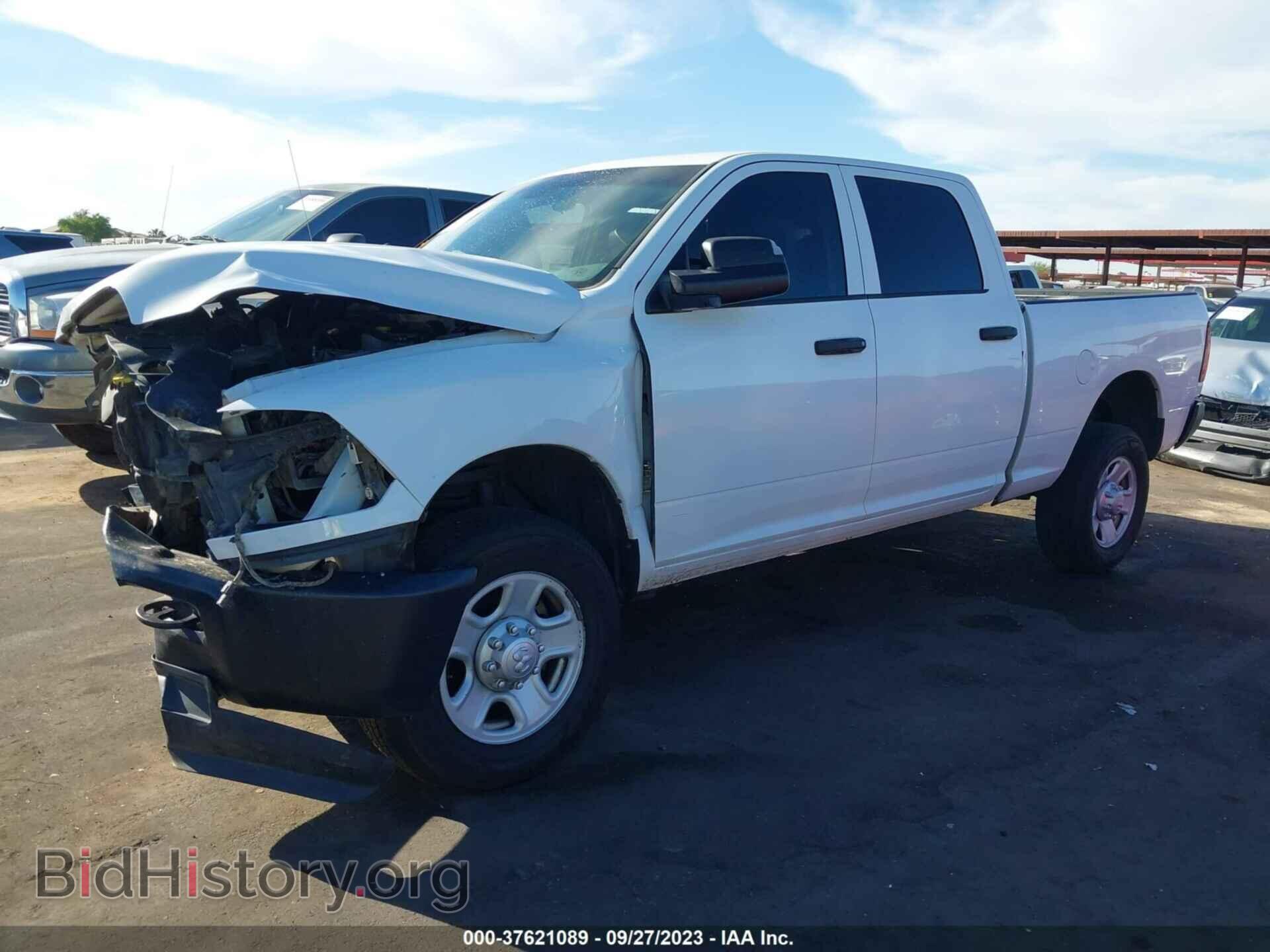 2014 RAM 3500 - VIN: 3C63R3CT3EG260820 - Фото 2