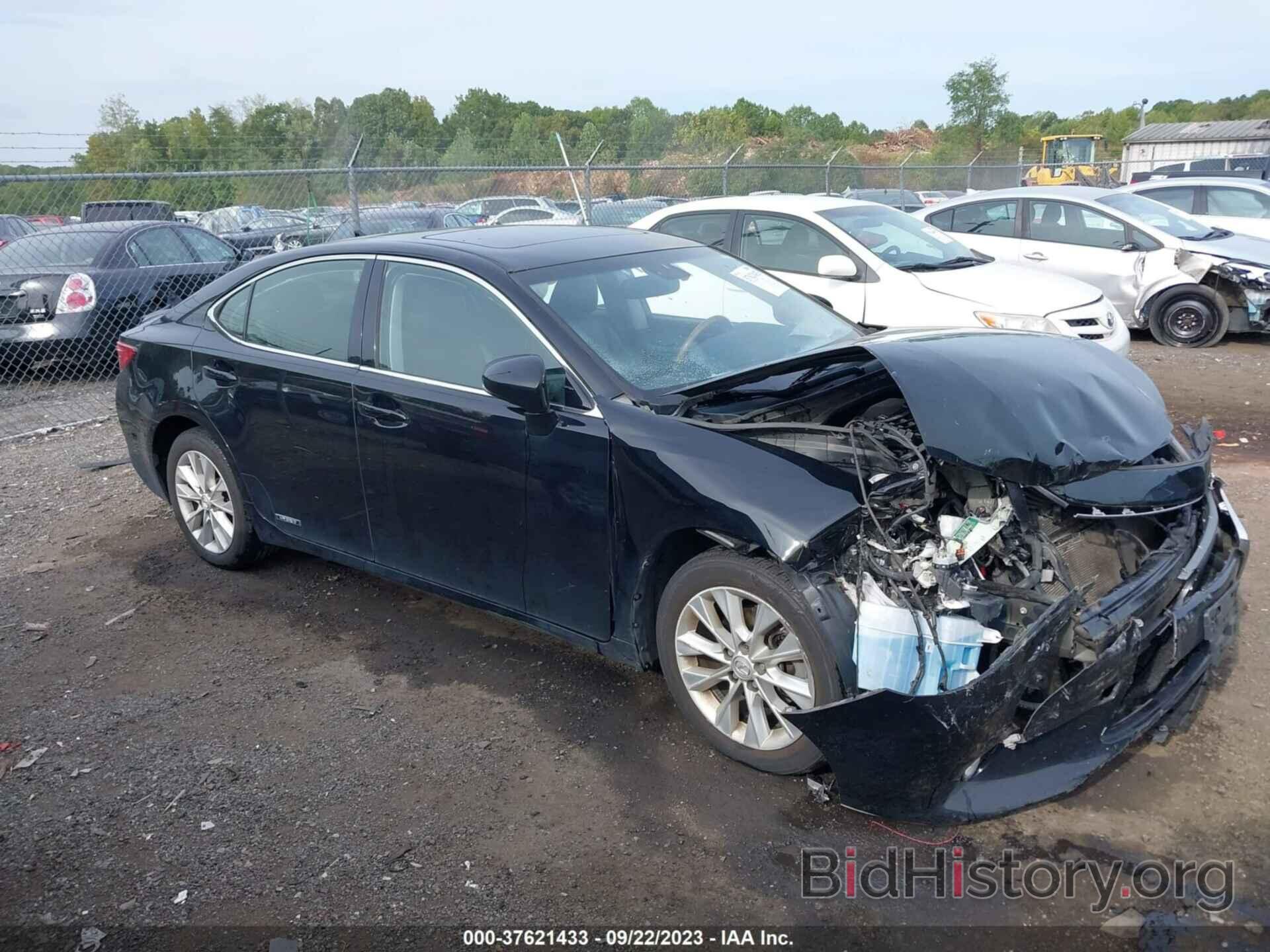 Photo JTHBW1GG6E2051139 - LEXUS ES 300H 2014