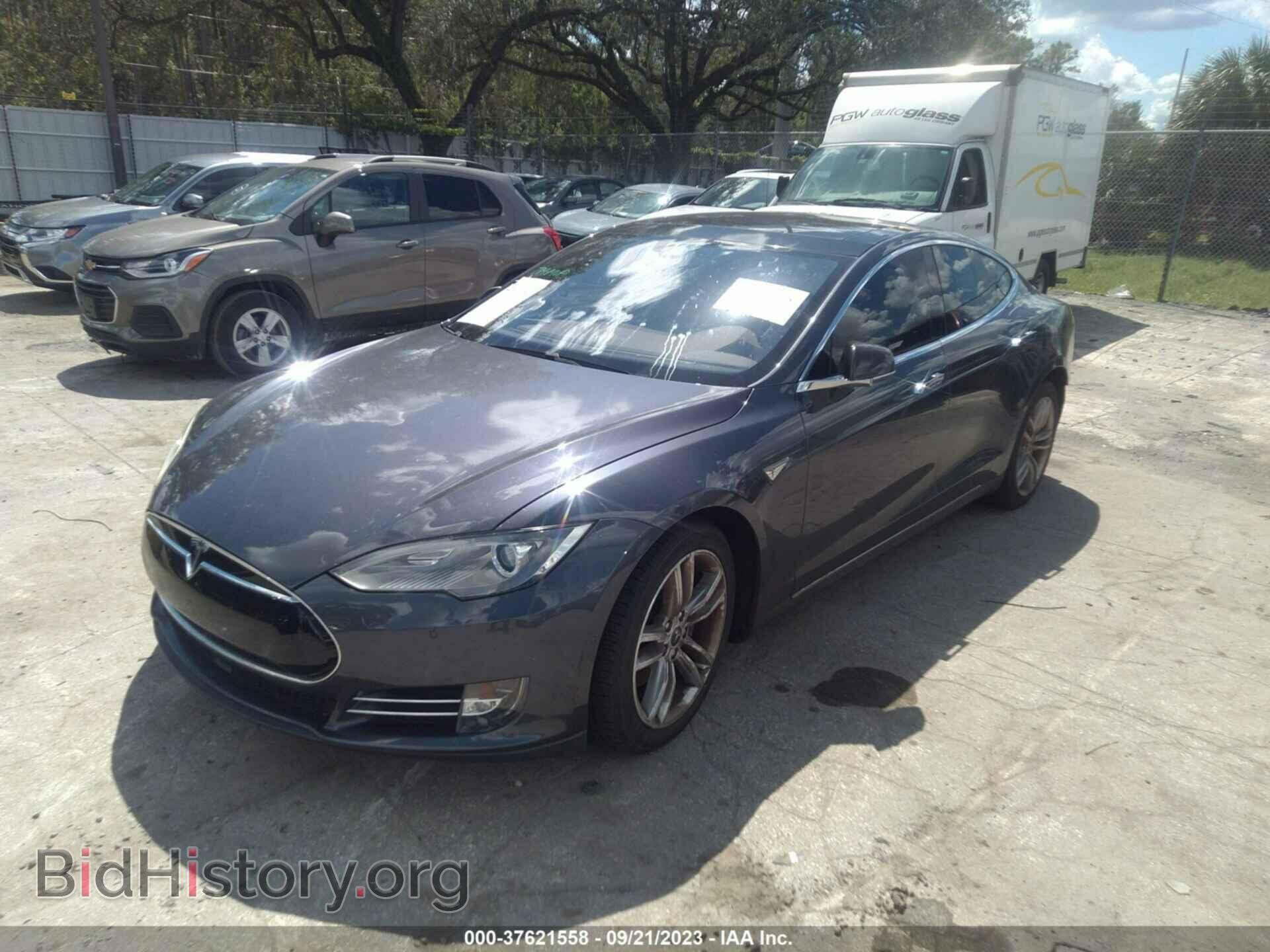 2015 TESLA MODEL S - VIN: 5YJSA1S21FF097150 - Photo 2
