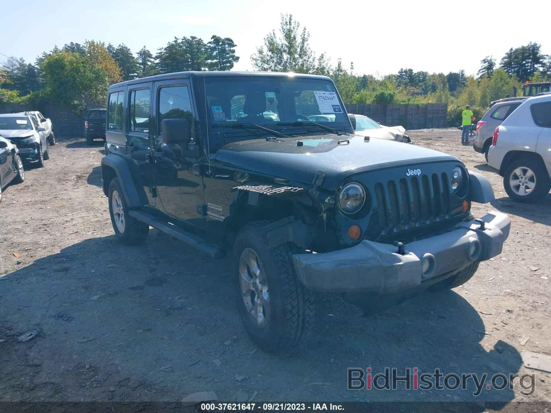 Фотография 1J4BA3H14BL622455 - JEEP WRANGLER UNLIMITED 2011