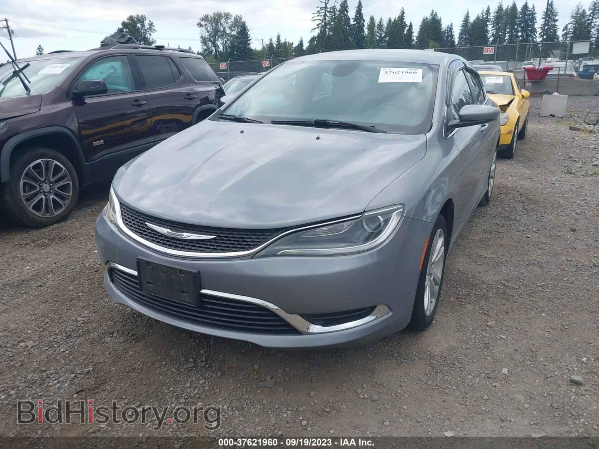 2015 CHRYSLER 200 - VIN: 1C3CCCAB5FN579993 - Фото 2