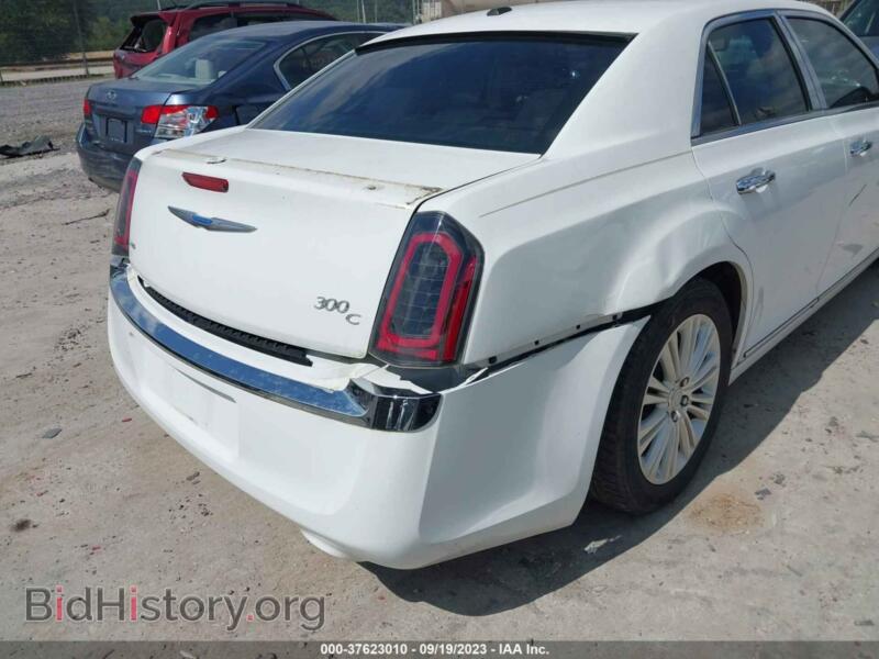 2012 Chrysler 300 (VIN 2C3CCAKT2CH314321) — фото 6 из 12