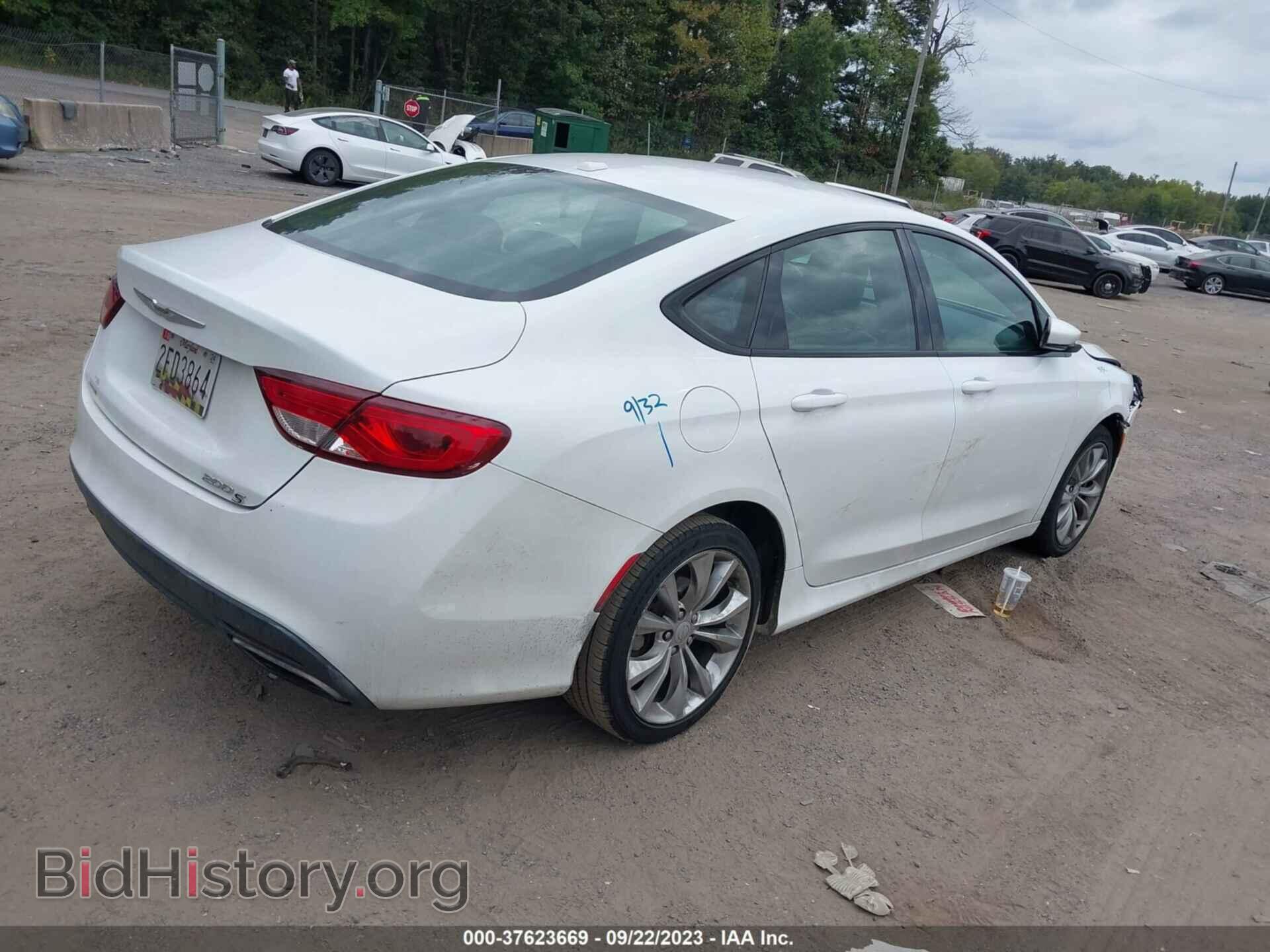 2015 CHRYSLER 200 - VIN: 1C3CCCBB3FN658951 - Фото 4