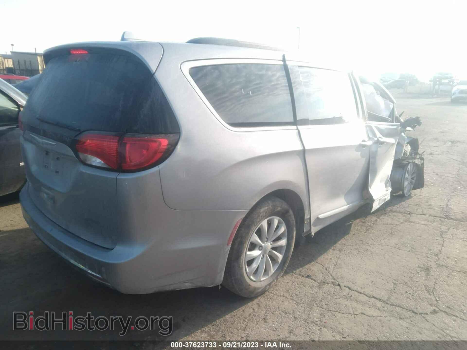 2017 CHRYSLER PACIFICA - VIN: 2C4RC1BG9HR576282 - Фото 4