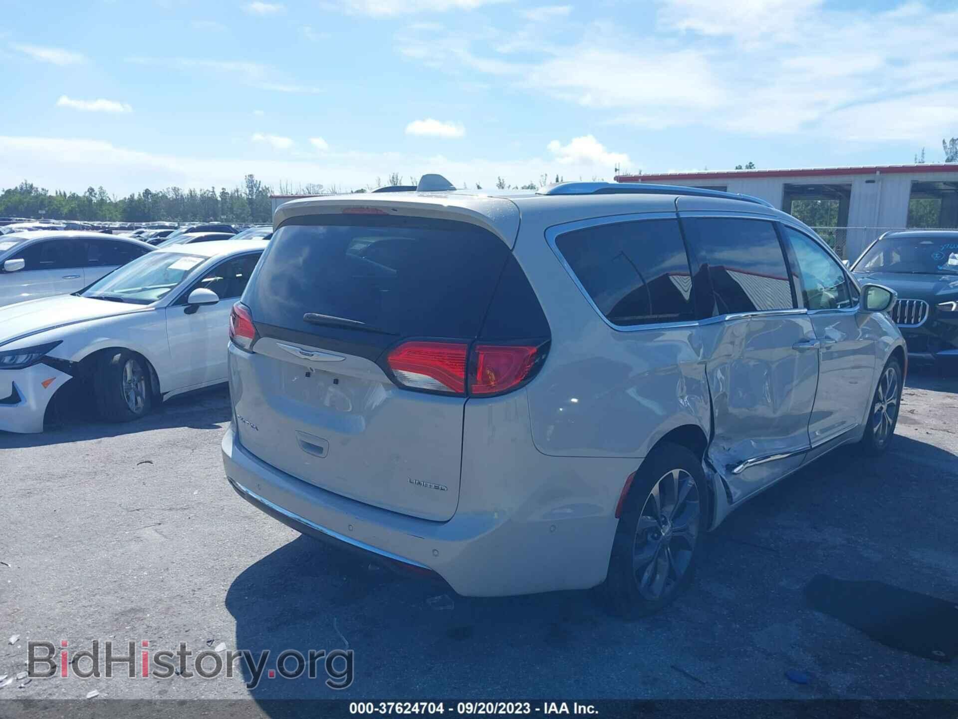 2017 CHRYSLER PACIFICA - VIN: 2C4RC1GG1HR602995 - Фото 4