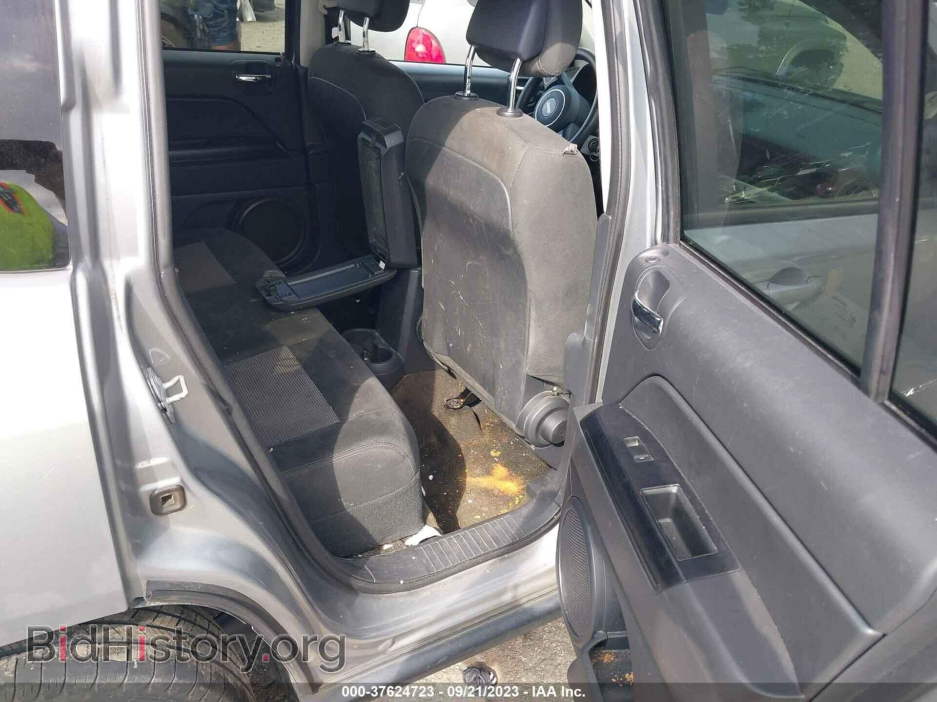 2015 JEEP COMPASS - VIN: 1C4NJDBB5FD424140 - Фото 8