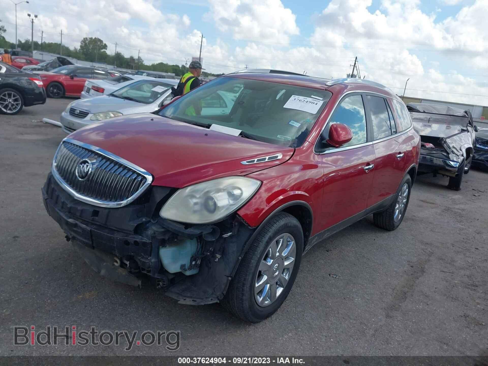 2012 BUICK ENCLAVE - VIN: 5GAKRCED2CJ341721 - Photo 2