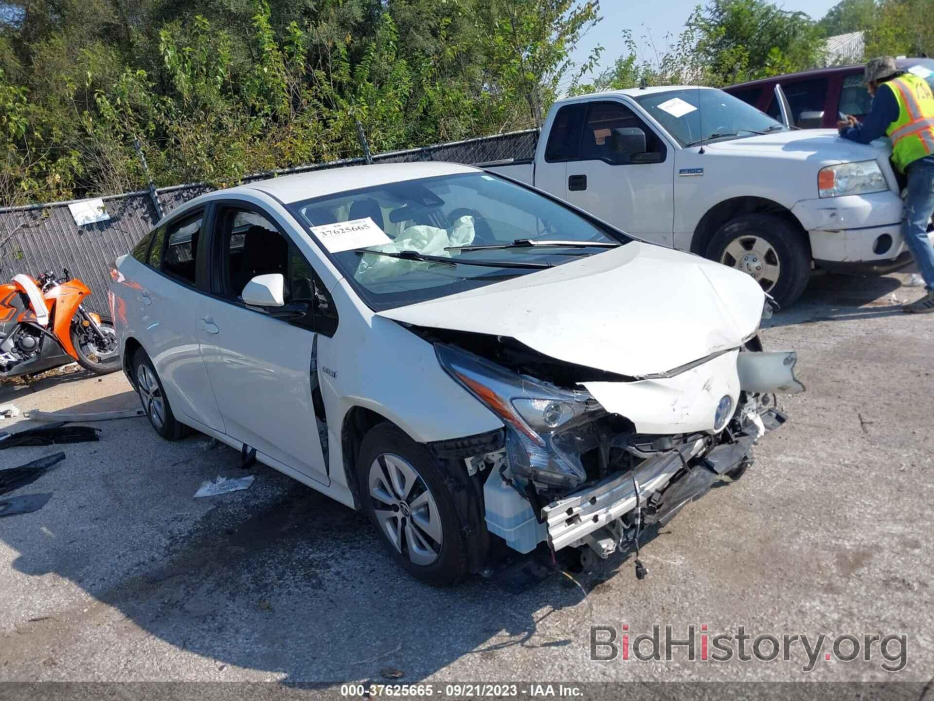 Photo JTDKARFU0J3058470 - TOYOTA PRIUS 2018