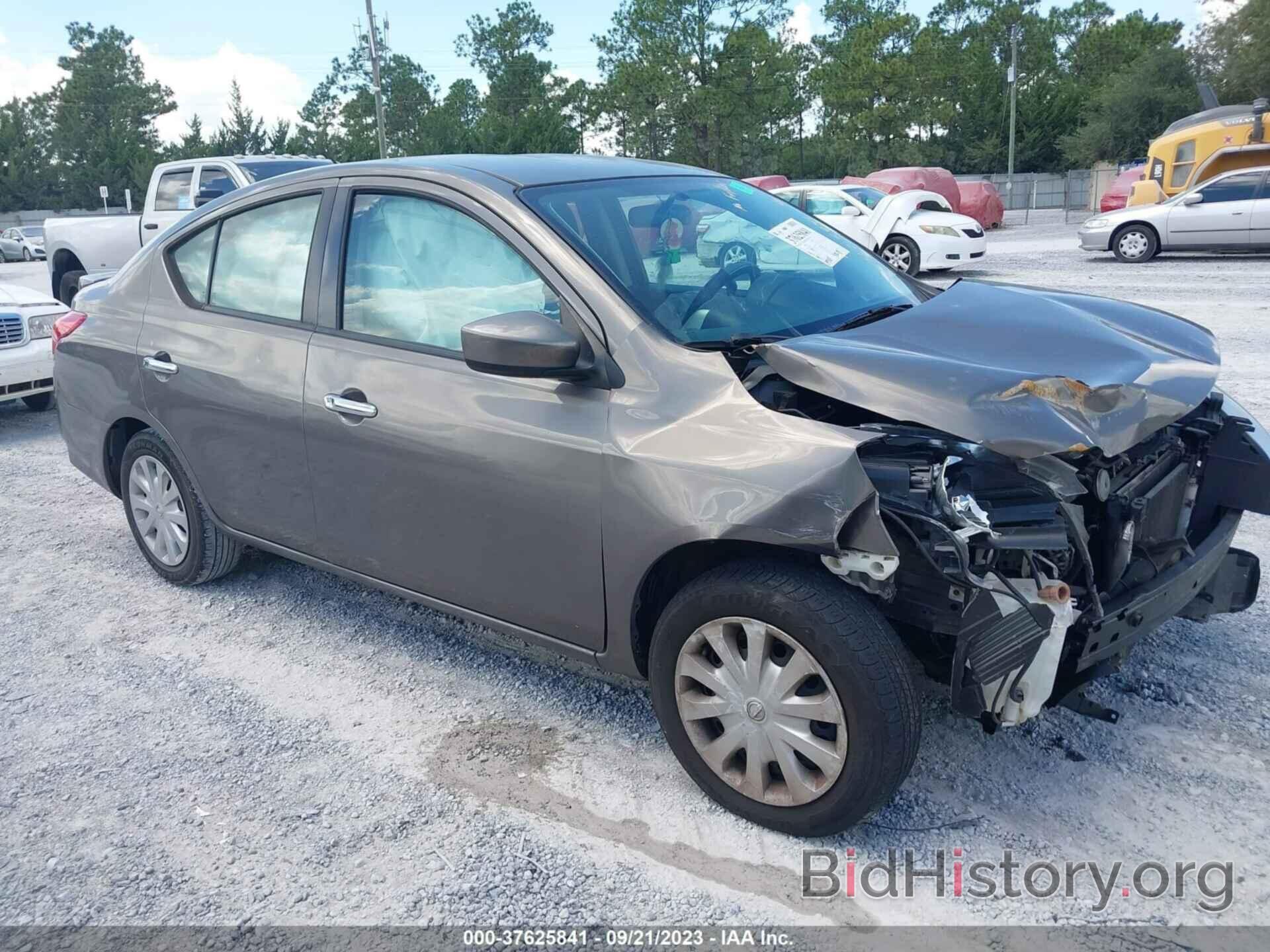 Фотография 3N1CN7AP0HK446949 - NISSAN VERSA SEDAN 2017