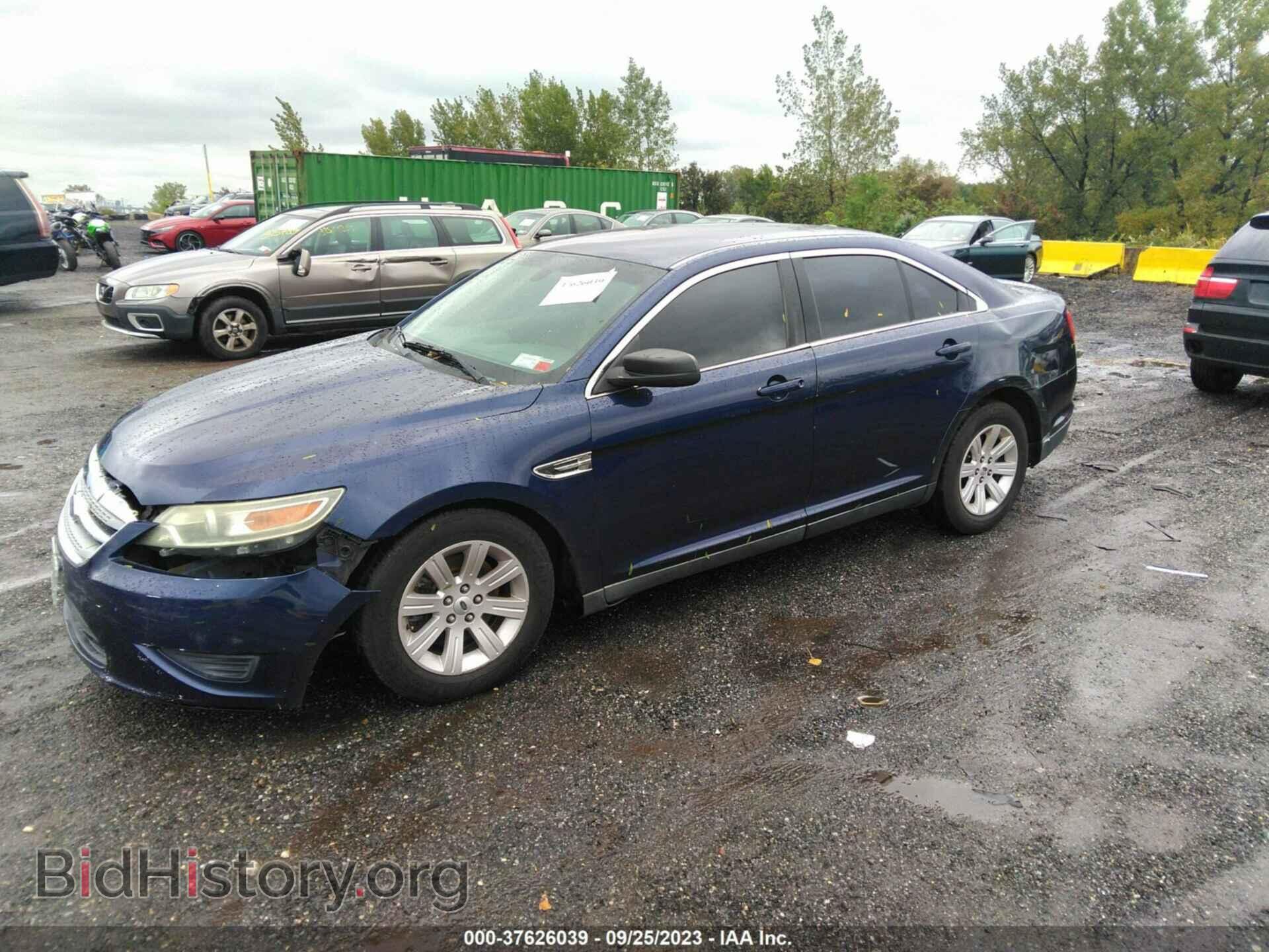 2011 FORD TAURUS - VIN: 1FAHP2DW6BG165849 - Фото 2
