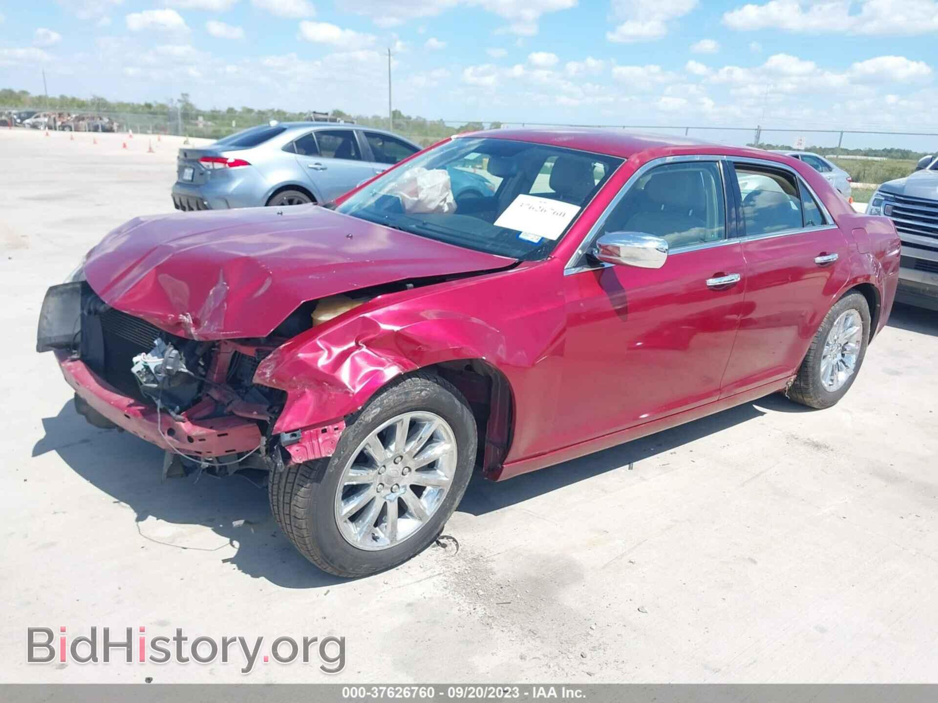 2012 CHRYSLER 300 - VIN: 2C3CCACG2CH237774 - Фото 2