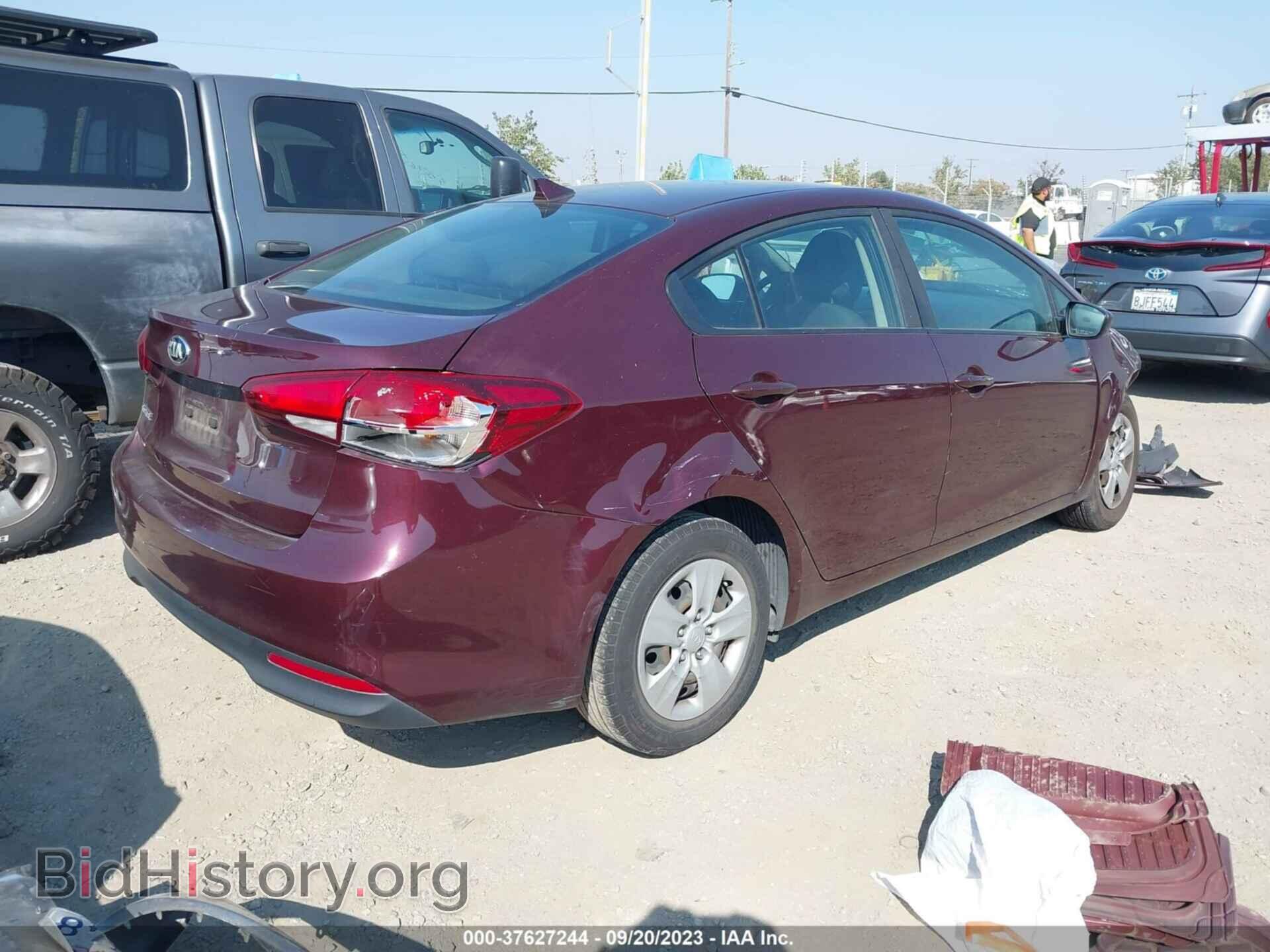 2017 KIA FORTE - VIN: 3KPFL4A76HE124958 - Фото 4