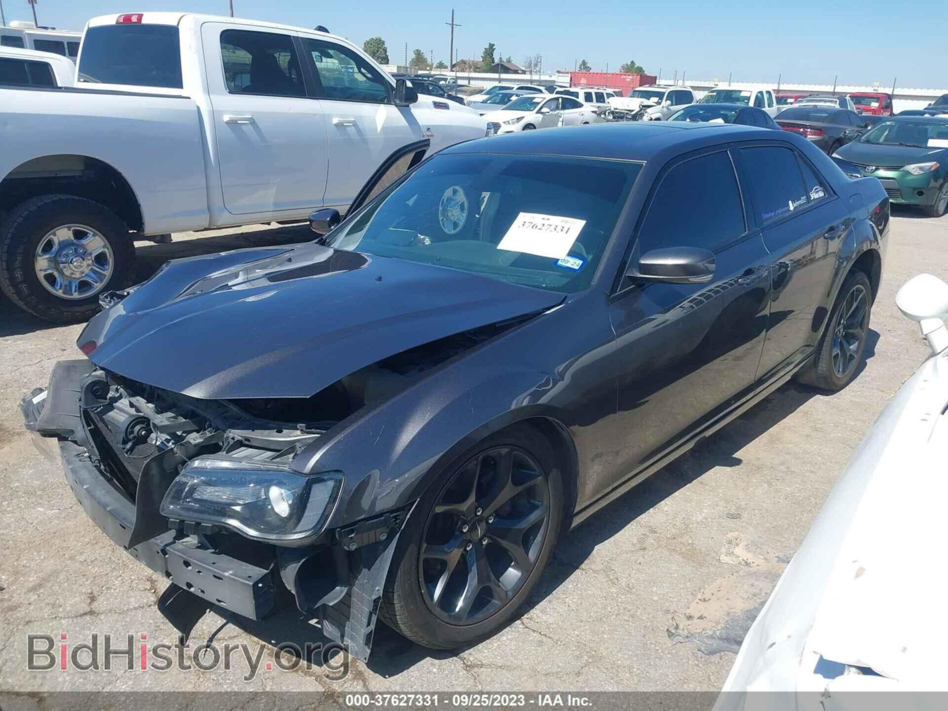 2021 CHRYSLER 300 - VIN: 2C3CCABG0MH537042 - Фото 2