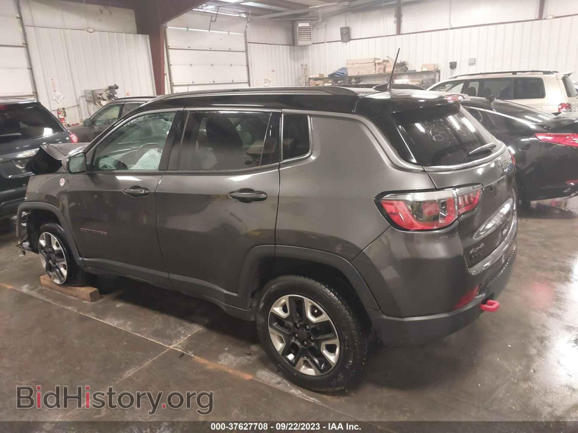 2018 JEEP COMPASS - VIN: 3C4NJDDB6JT401529 - Фото 3