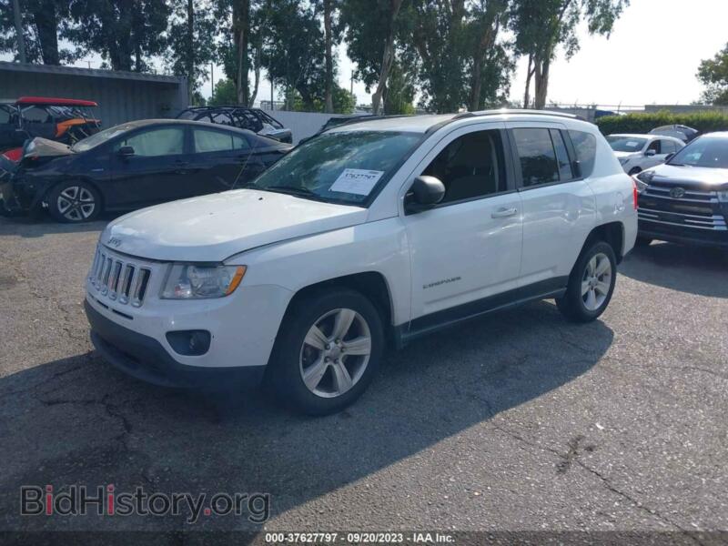 2012 Jeep COMPASS (VIN 1C4NJCBA1CD662497) — фото 2 из 16