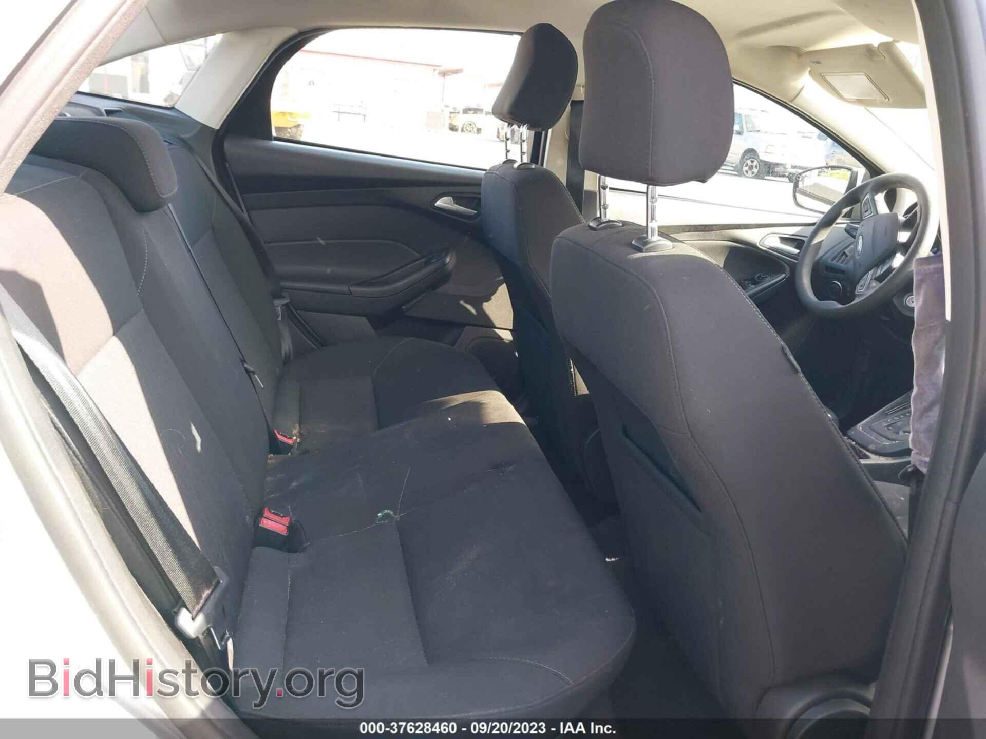 2016 FORD FOCUS - VIN: 1FADP3F20GL235066 - Фото 8