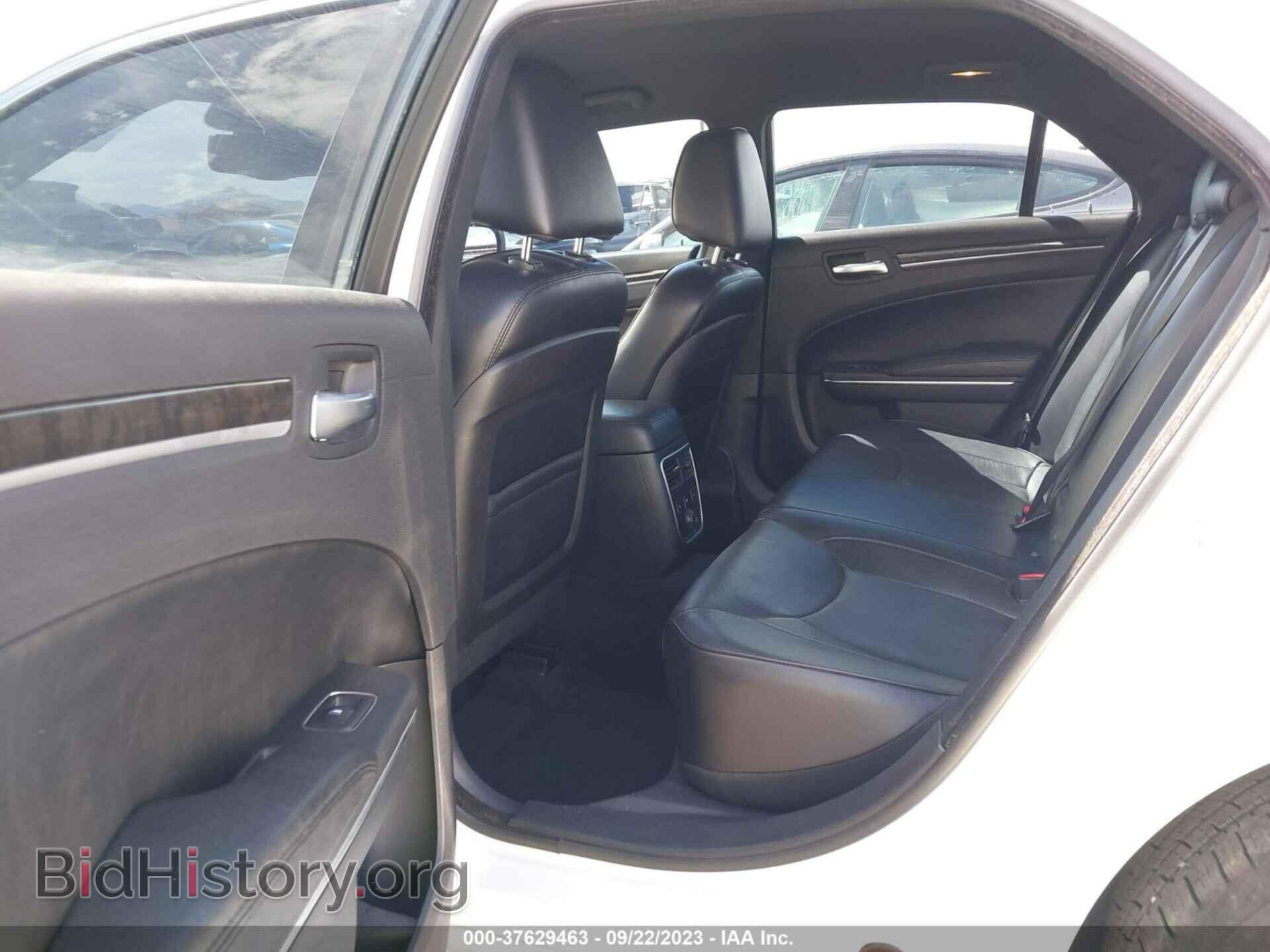 2013 CHRYSLER 300 - VIN: 2C3CCAET6DH650390 - Фото 8