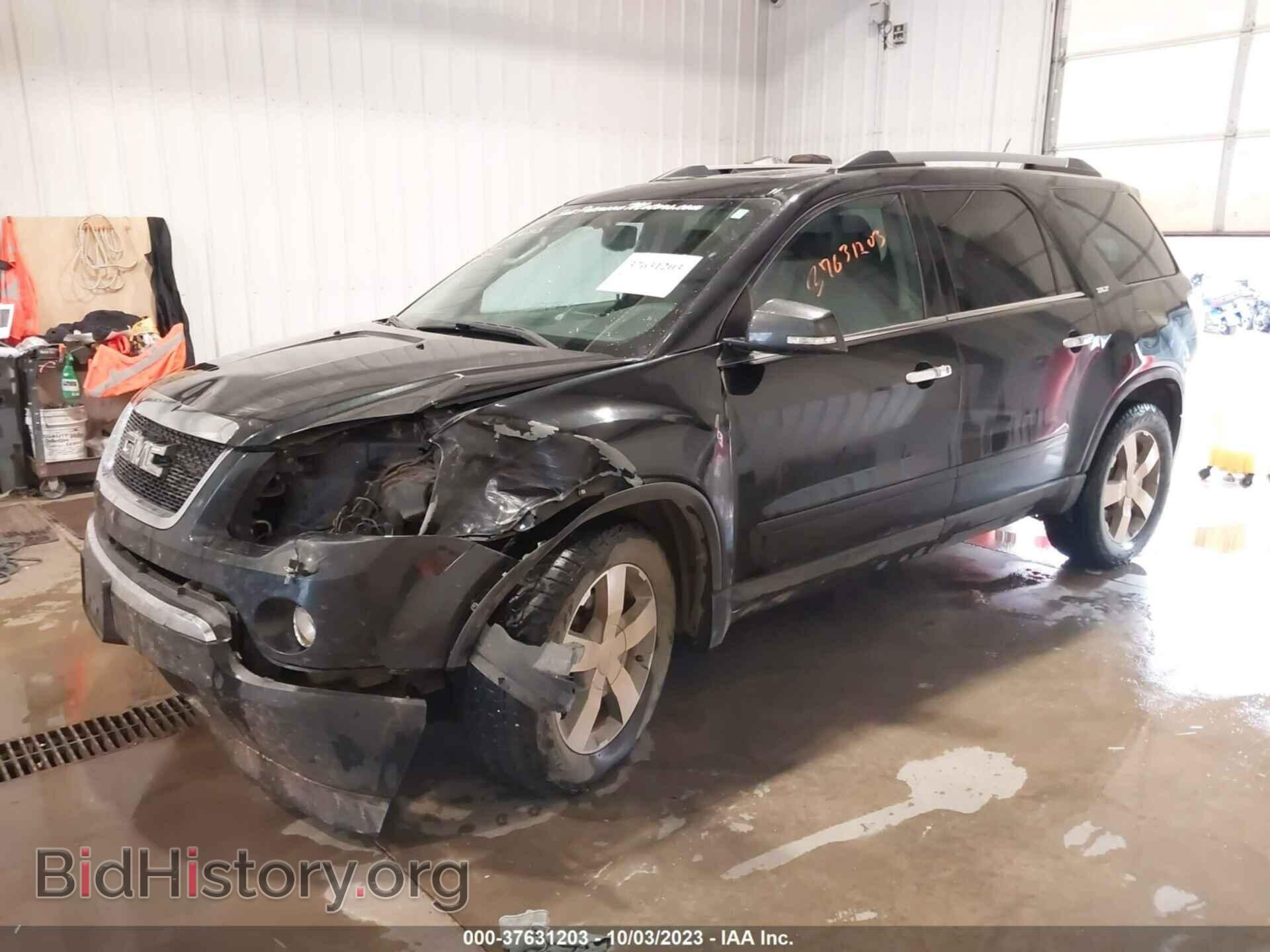 2011 GMC ACADIA - VIN: 1GKKVRED8BJ372715 - Фото 2