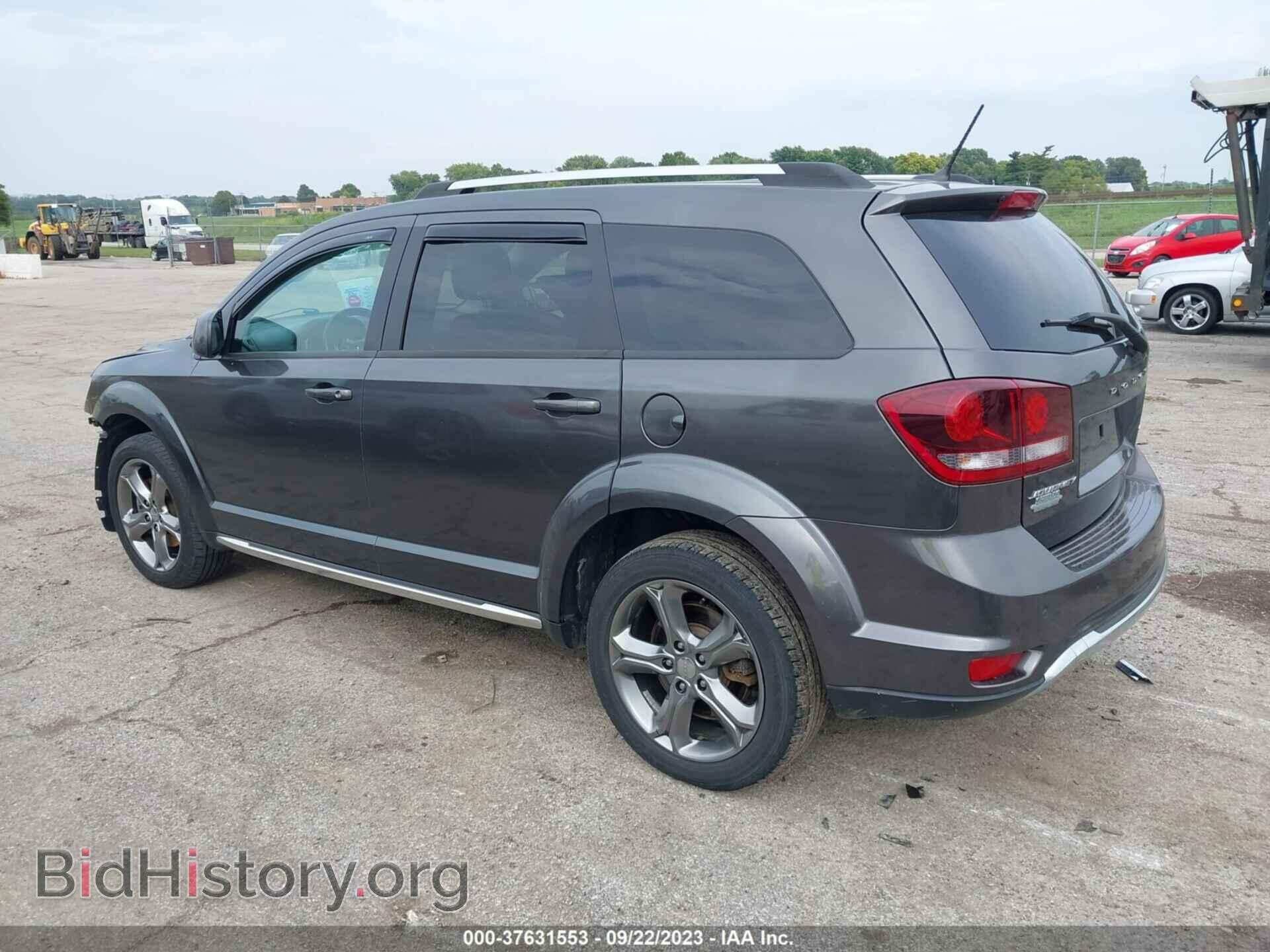 2017 DODGE JOURNEY - VIN: 3C4PDCGB1HT560863 - Фото 3