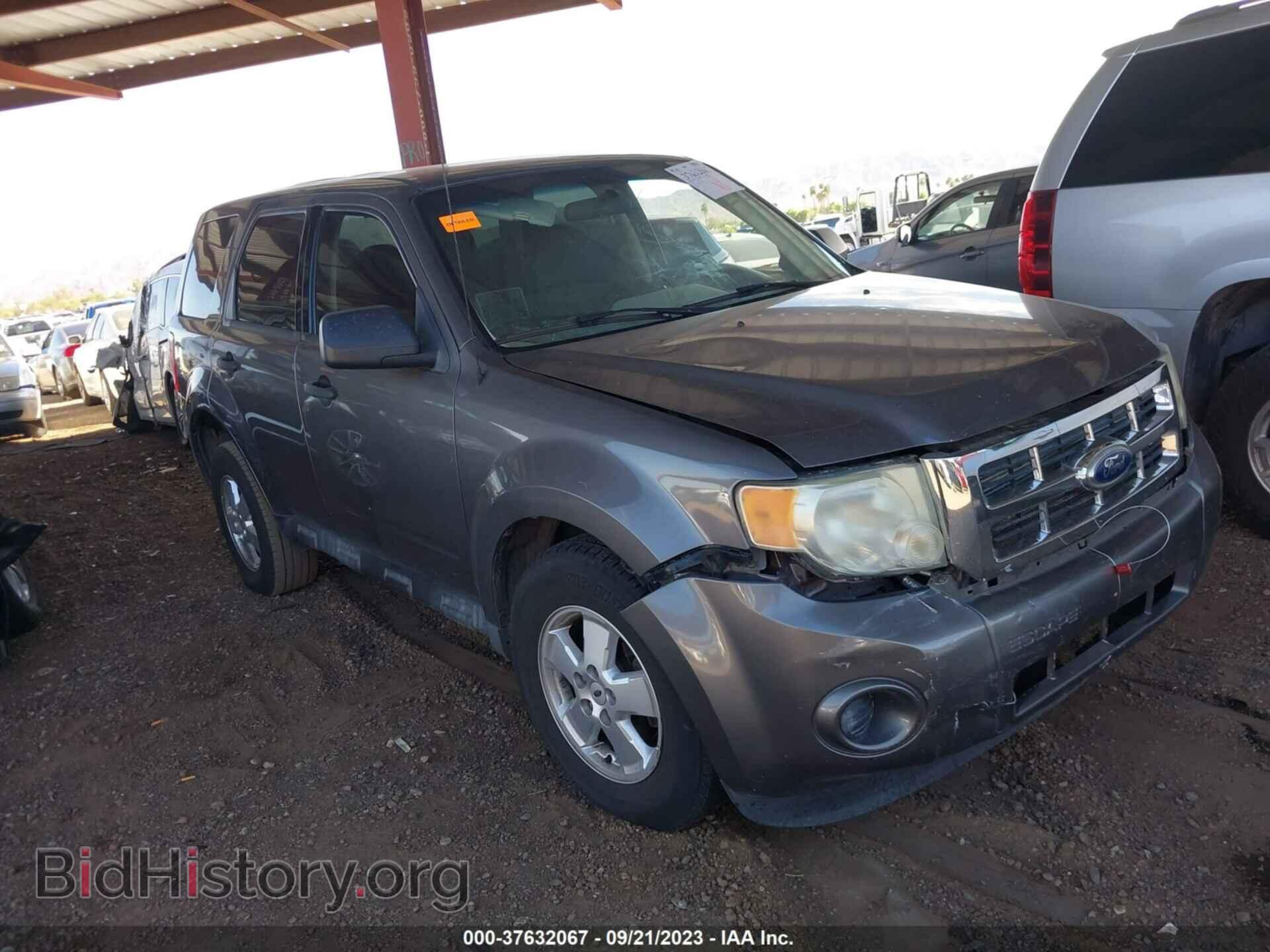 Фотография 1FMCU0C77BKB34842 - FORD ESCAPE 2011