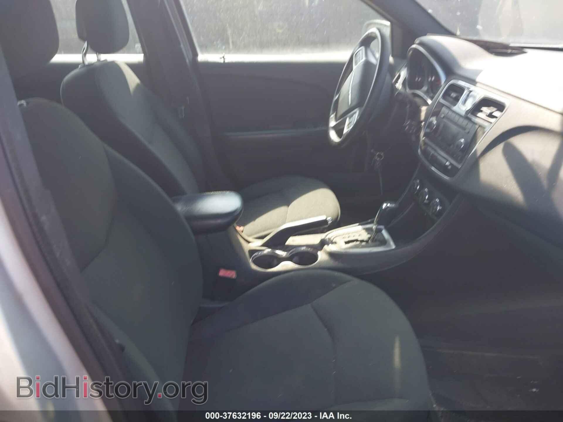 2012 CHRYSLER 200 - VIN: 1C3CCBBB8CN119974 - Photo 5