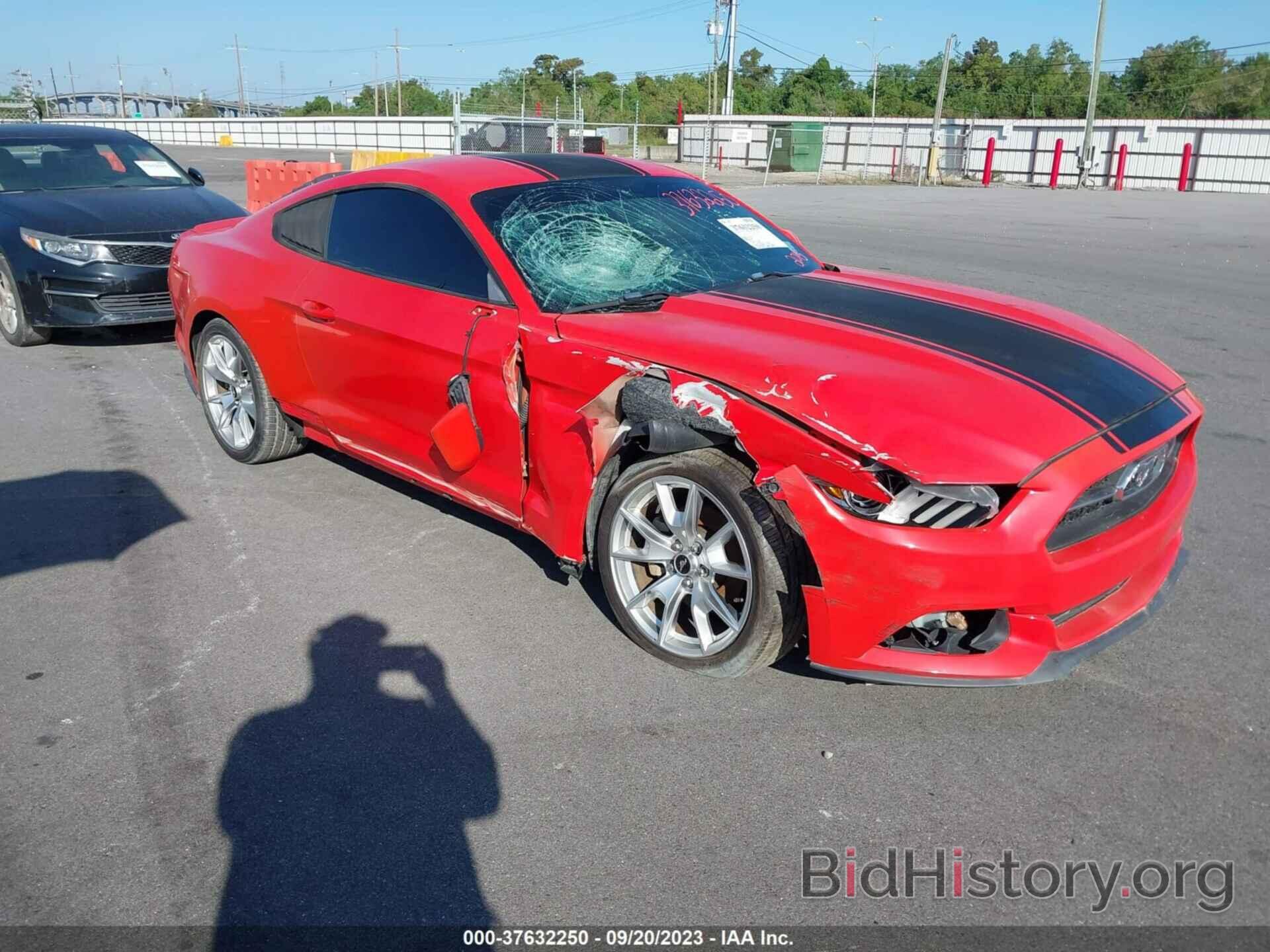 Photo 1FA6P8TH7F5309066 - FORD MUSTANG 2015