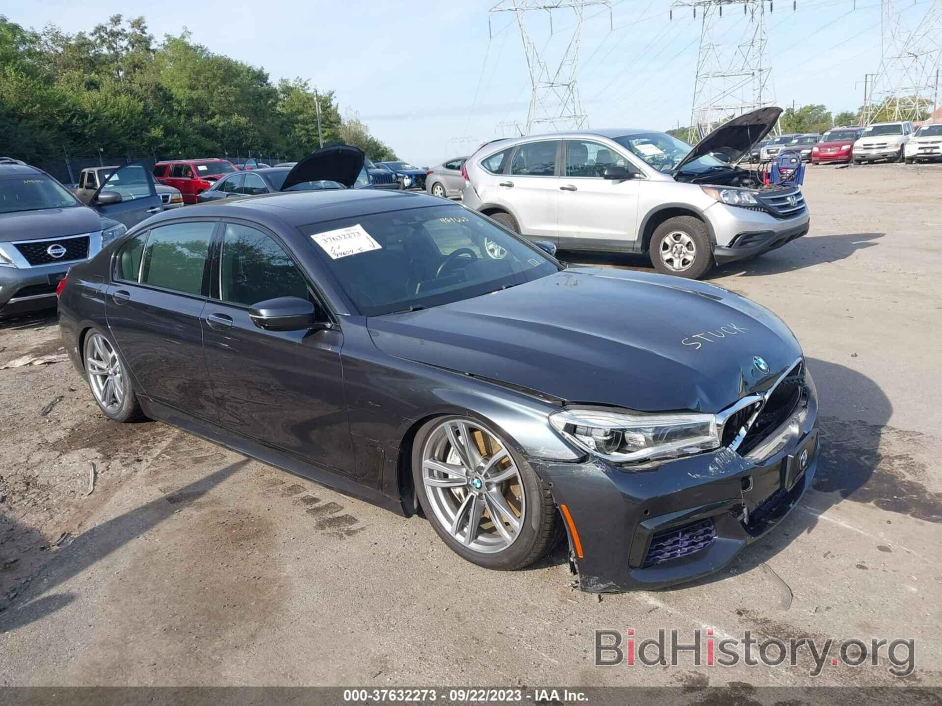 Photo WBA7F2C5XJG424663 - BMW 7 SERIES 2018