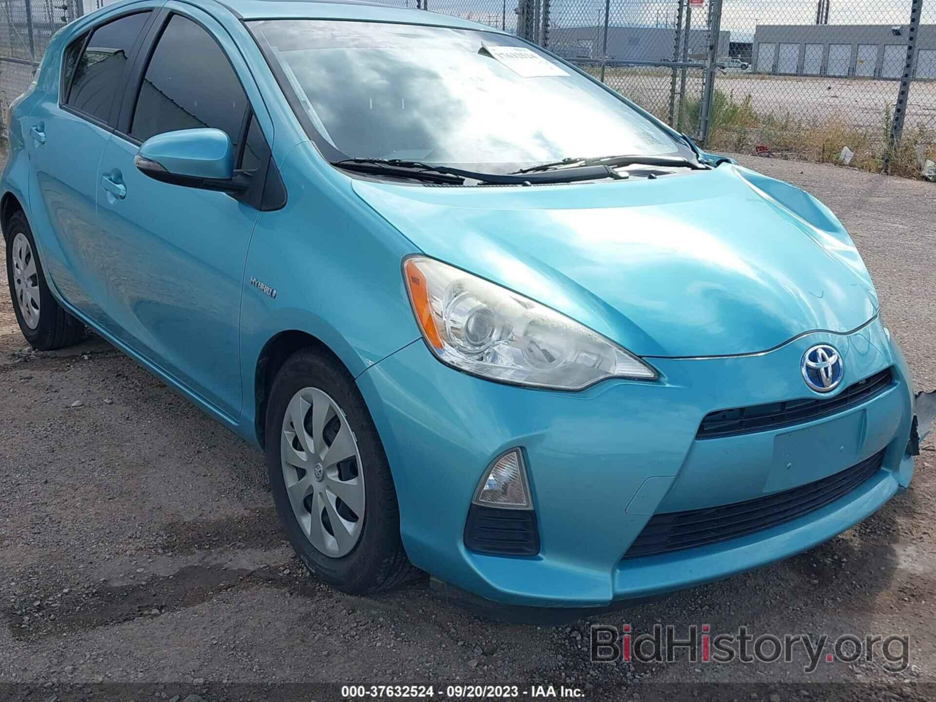 Фотография JTDKDTB35C1029014 - TOYOTA PRIUS C 2012