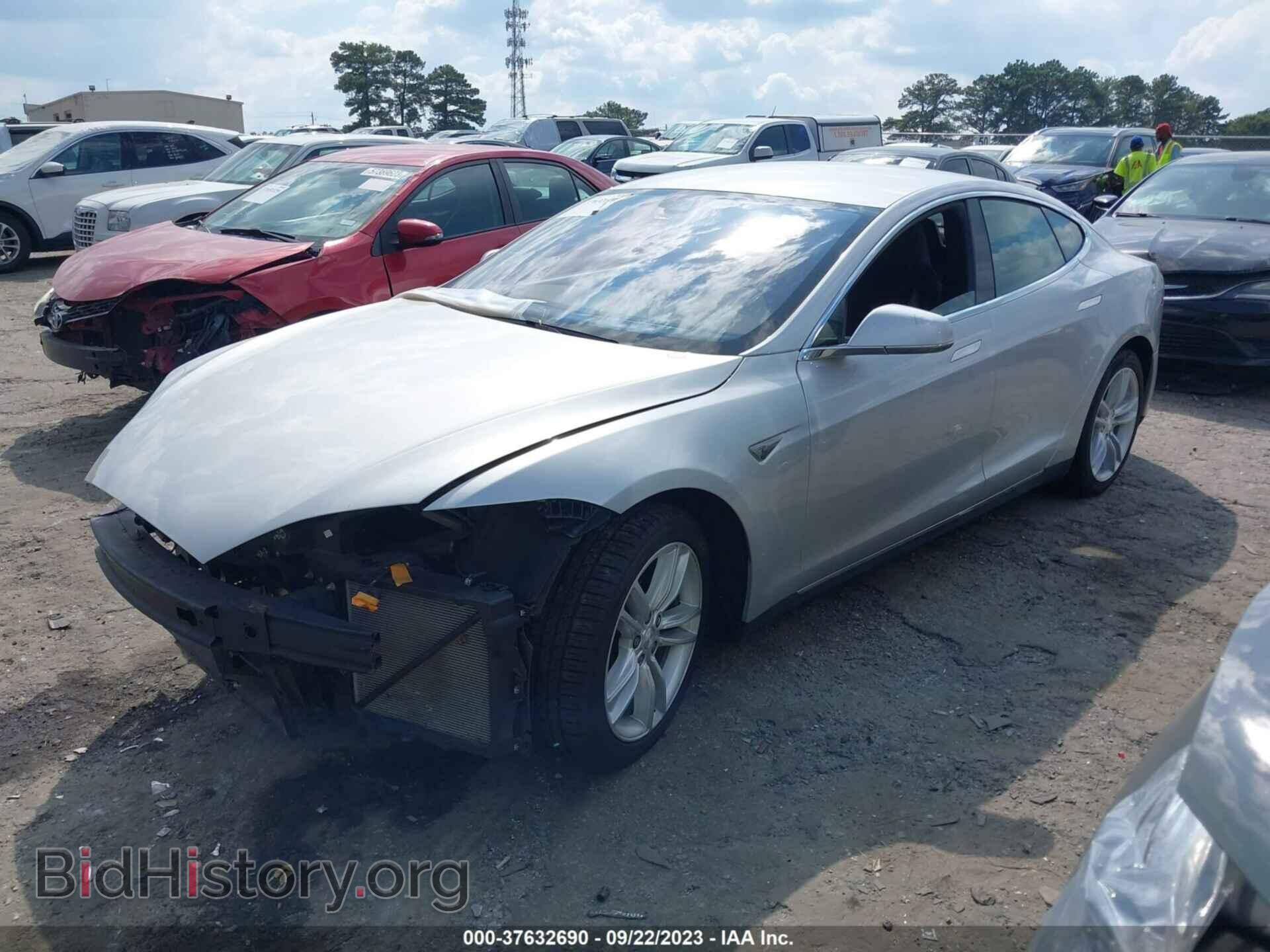 2016 TESLA MODEL S - VIN: 5YJSA1E24GF123897 - Photo 2