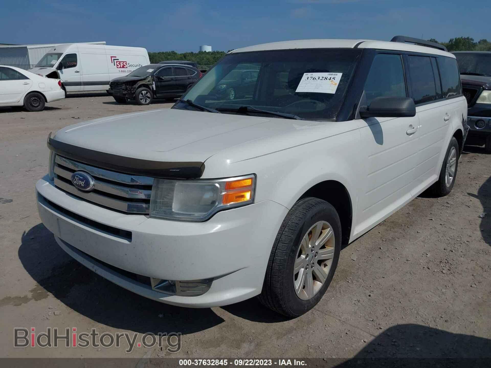 2011 FORD FLEX - VIN: 2FMGK5BC4BBD11683 - Photo 2