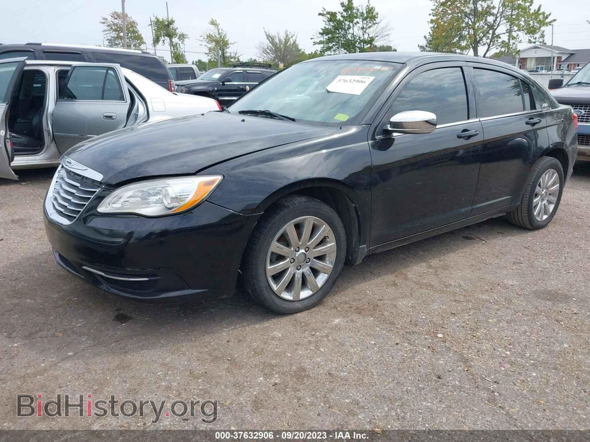 2013 CHRYSLER 200 - VIN: 1C3CCBBB2DN612521 - Photo 2