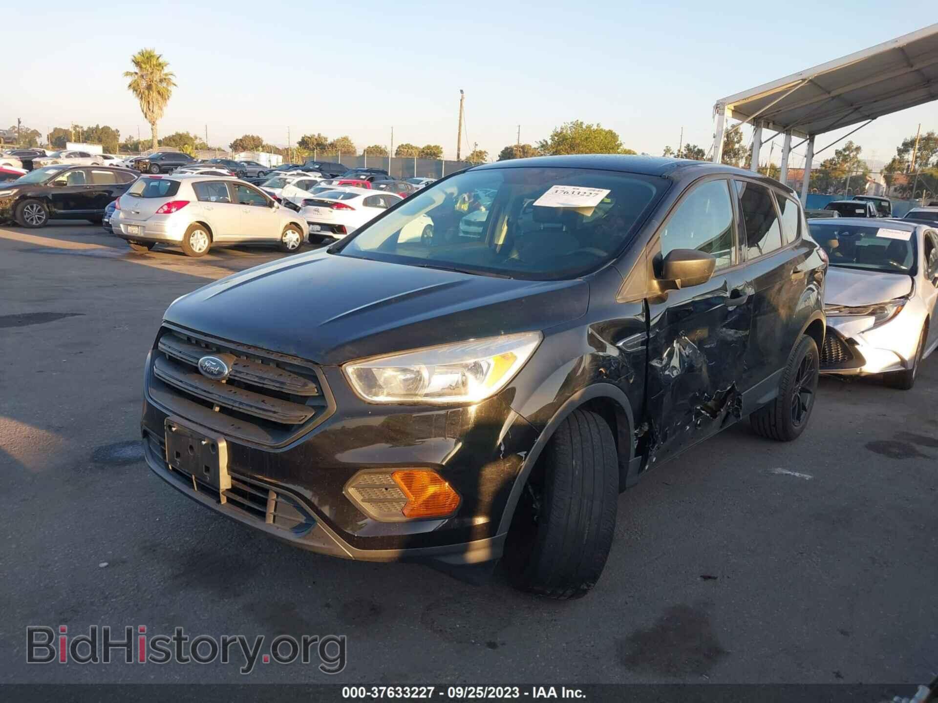 2017 FORD ESCAPE - VIN: 1FMCU0F76HUE23977 - Фото 2