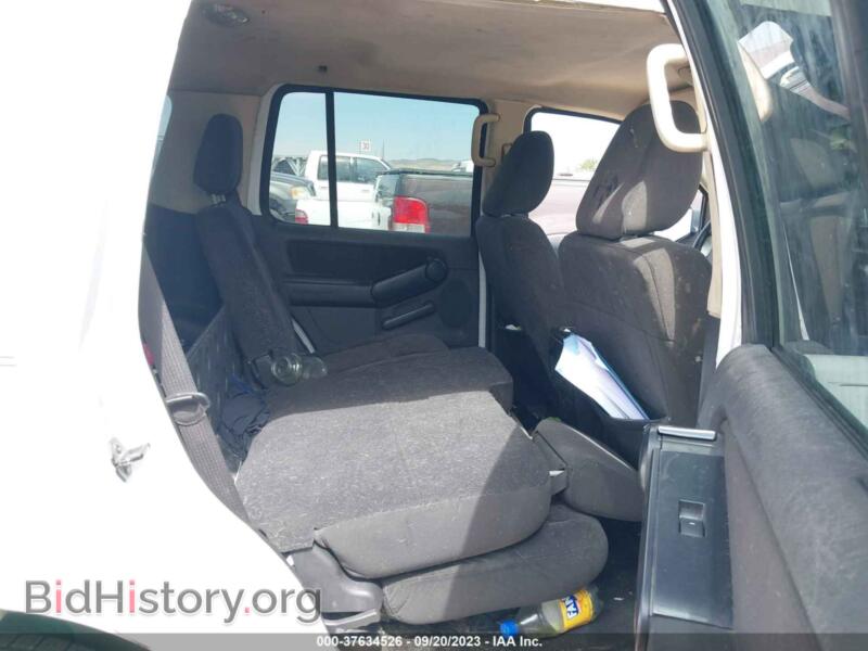 2010 Ford EXPLORER (VIN 1FMEU6DE7AUA83273) — photo 8 of 11