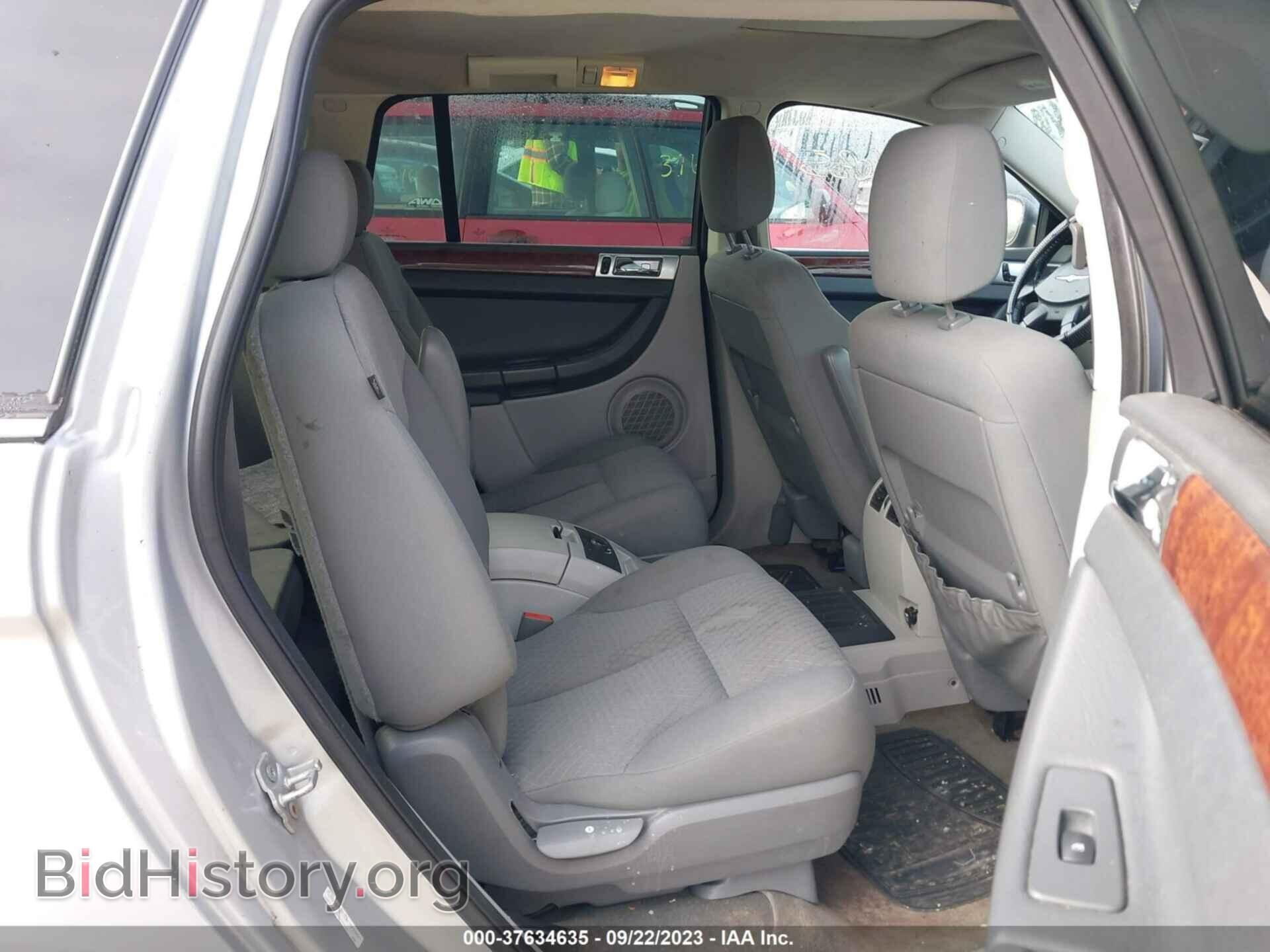2008 CHRYSLER PACIFICA - VIN: 2A8GF68X38R108527 - Photo 8