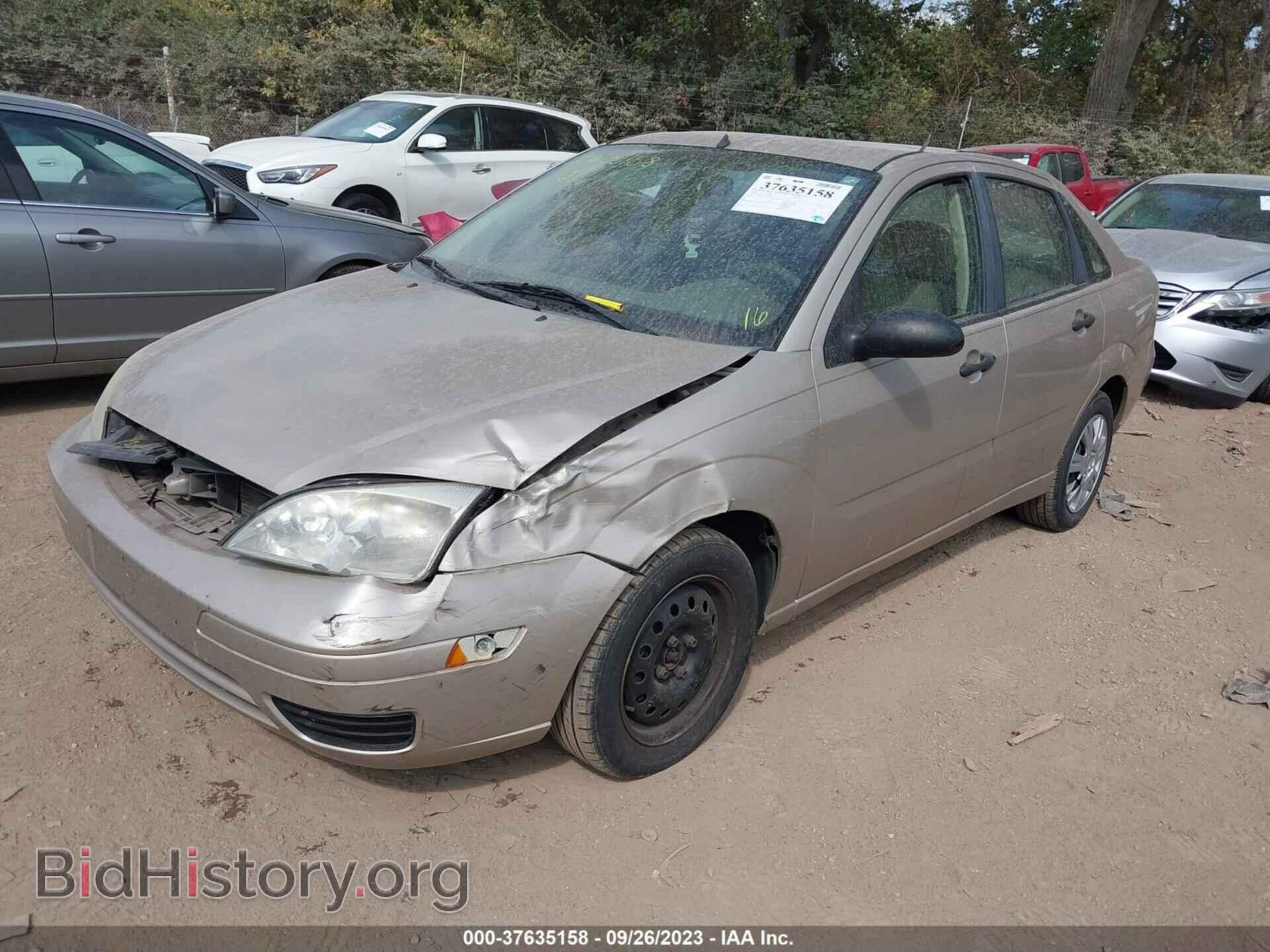 2006 FORD FOCUS - VIN: 1FAFP34N16W102724 - Фото 2