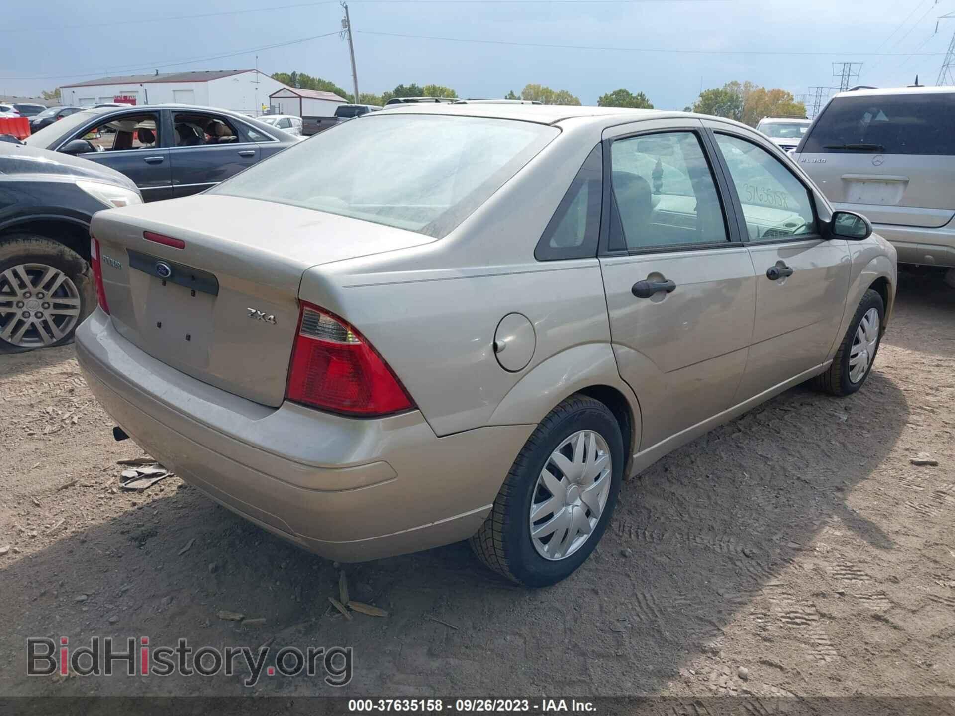 2006 FORD FOCUS - VIN: 1FAFP34N16W102724 - Фото 4