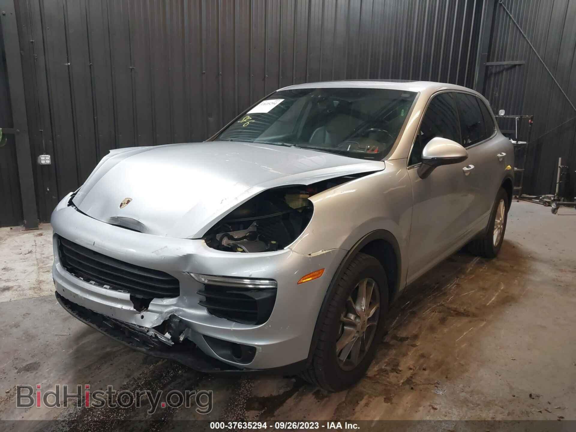 2016 PORSCHE CAYENNE - VIN: WP1AA2A23GLA01065 - Фото 2