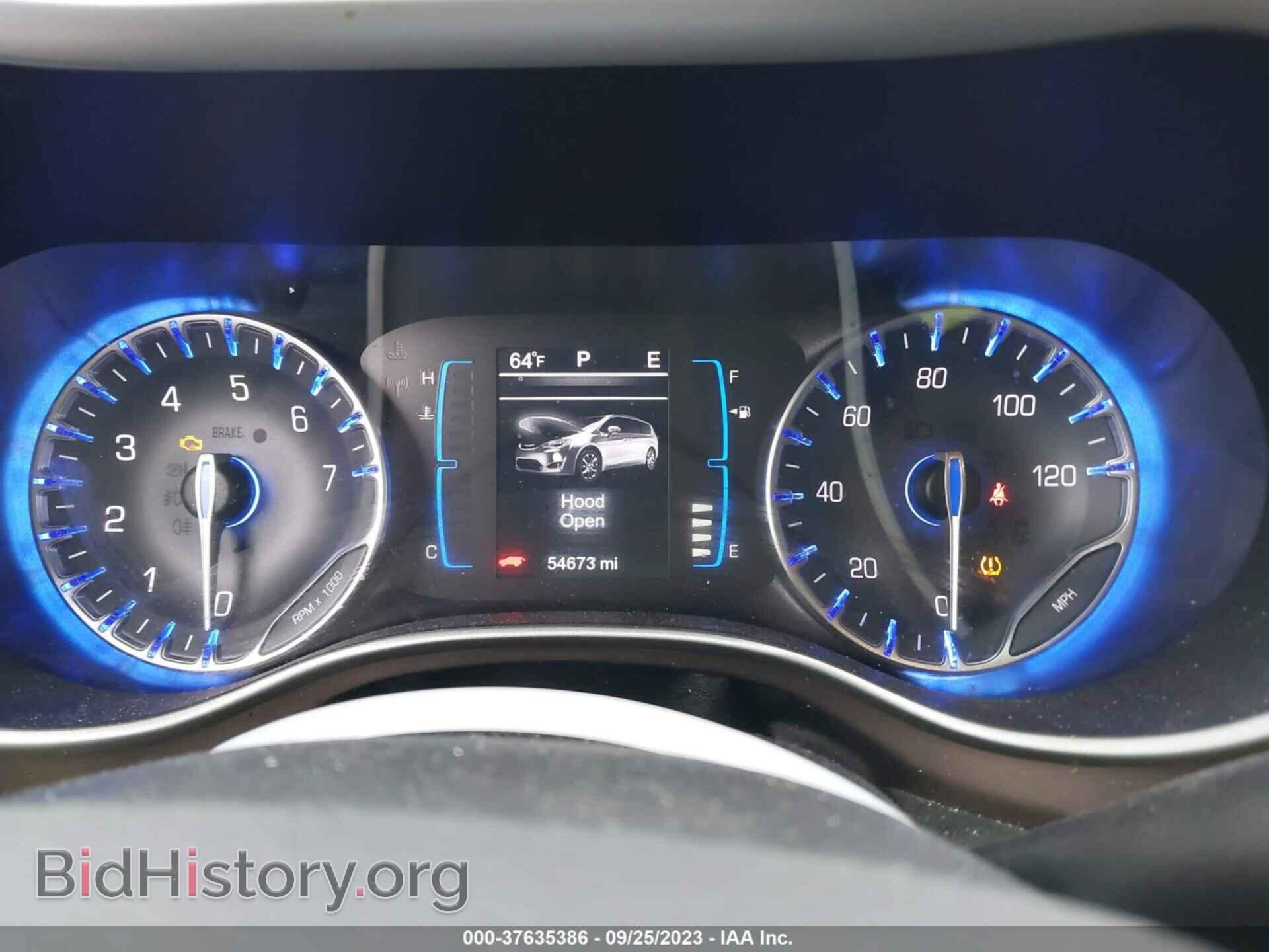 2017 CHRYSLER PACIFICA - VIN: 2C4RC1DG9HR723102 - Фото 7
