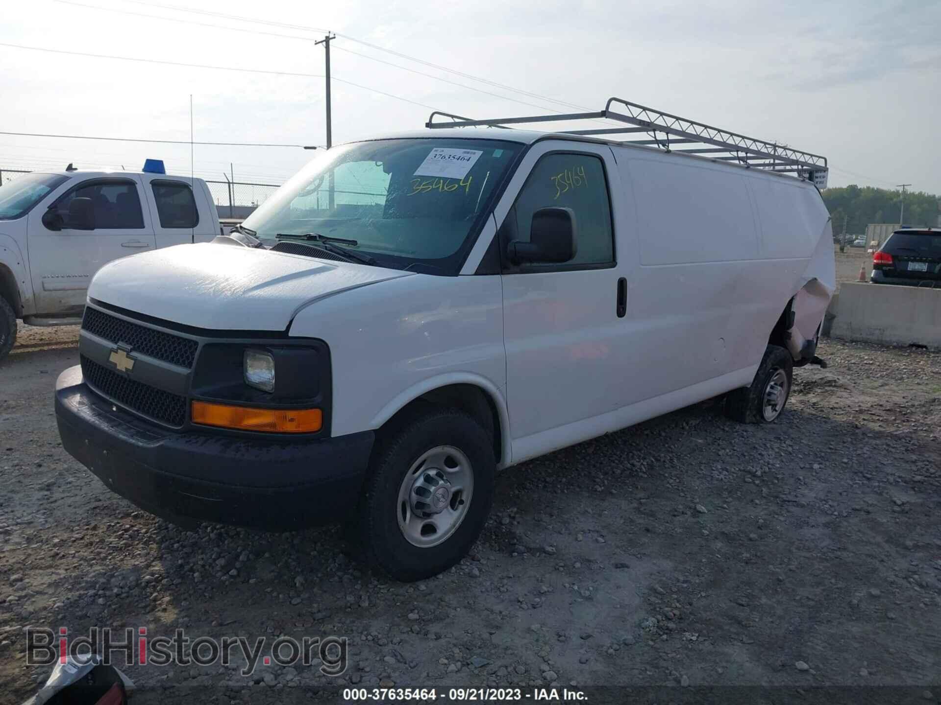 2015 CHEVROLET EXPRESS 2500 - VIN: 1GCWGGCF5F1287983 - Фото 2