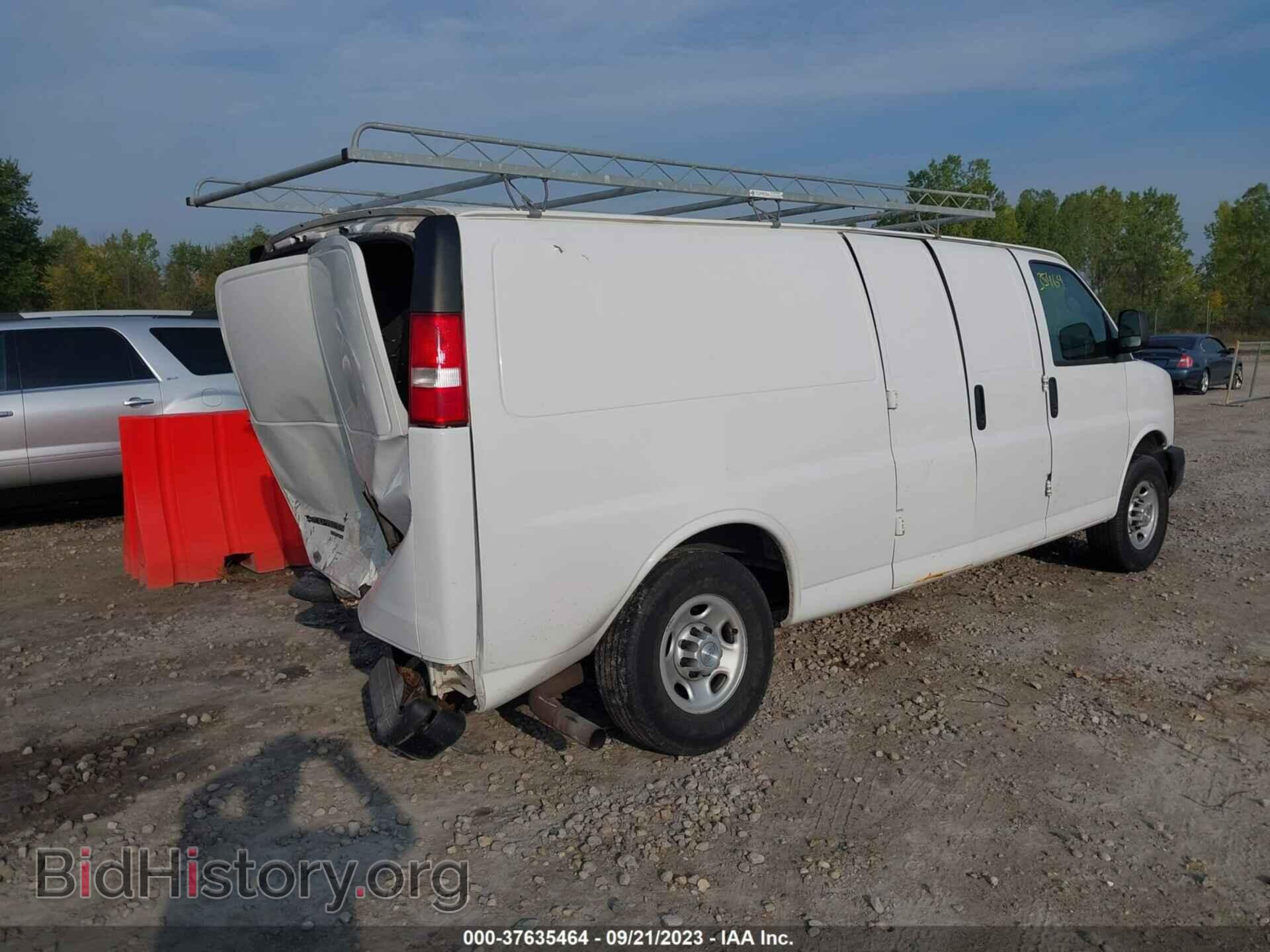 2015 CHEVROLET EXPRESS 2500 - VIN: 1GCWGGCF5F1287983 - Фото 4