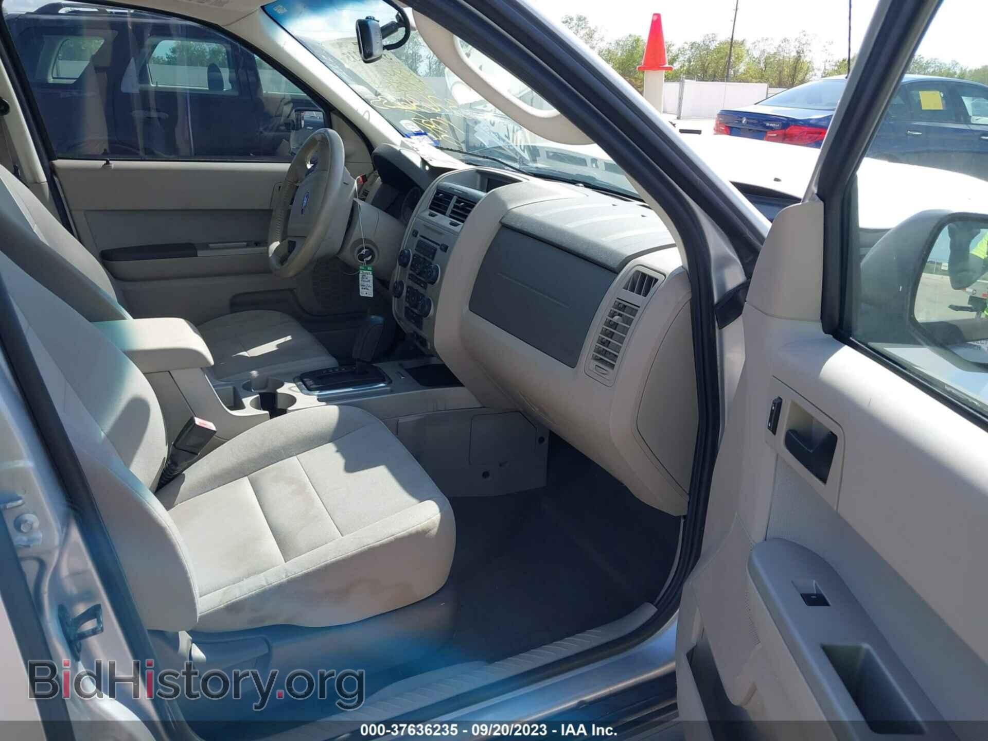 2011 FORD ESCAPE - VIN: 1FMCU0D76BKB12975 - Фото 5