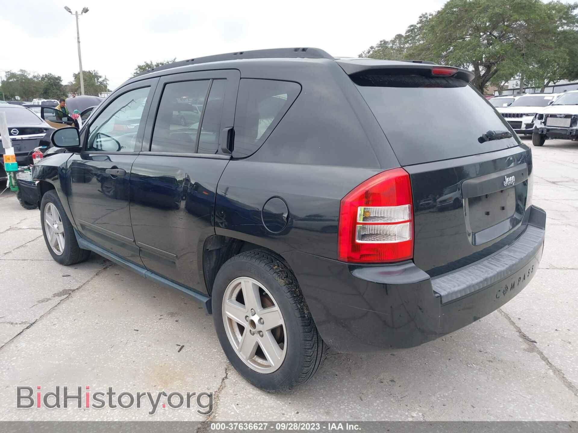 2010 JEEP COMPASS - VIN: 1J4NT1FA2AD666512 - Фото 3