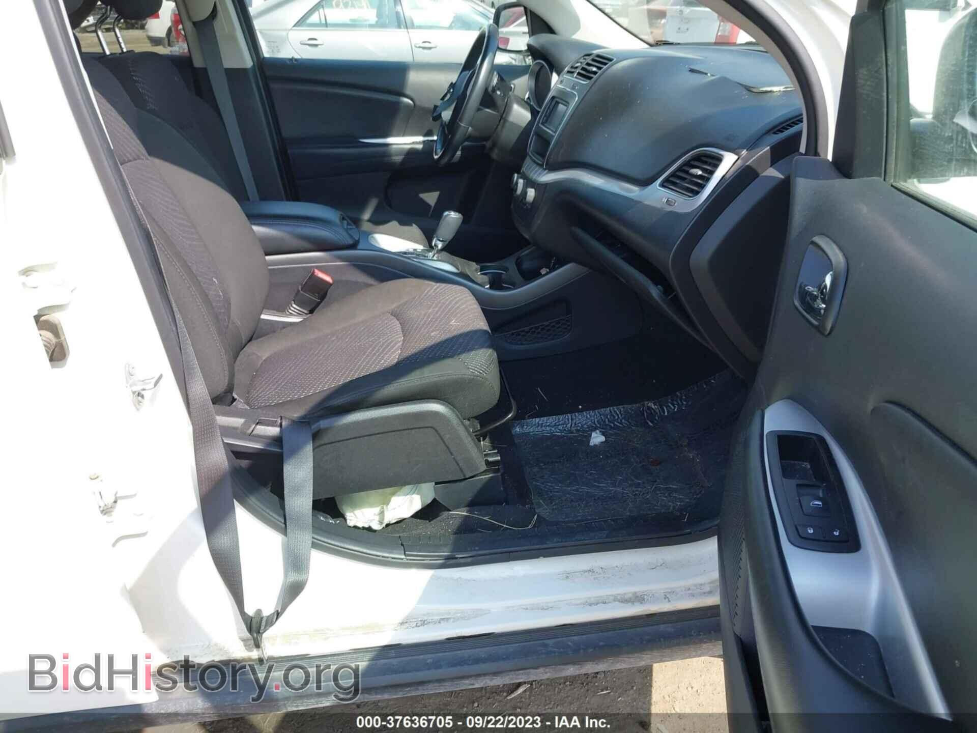 2020 DODGE JOURNEY - VIN: 3C4PDCAB1LT199734 - Фото 5