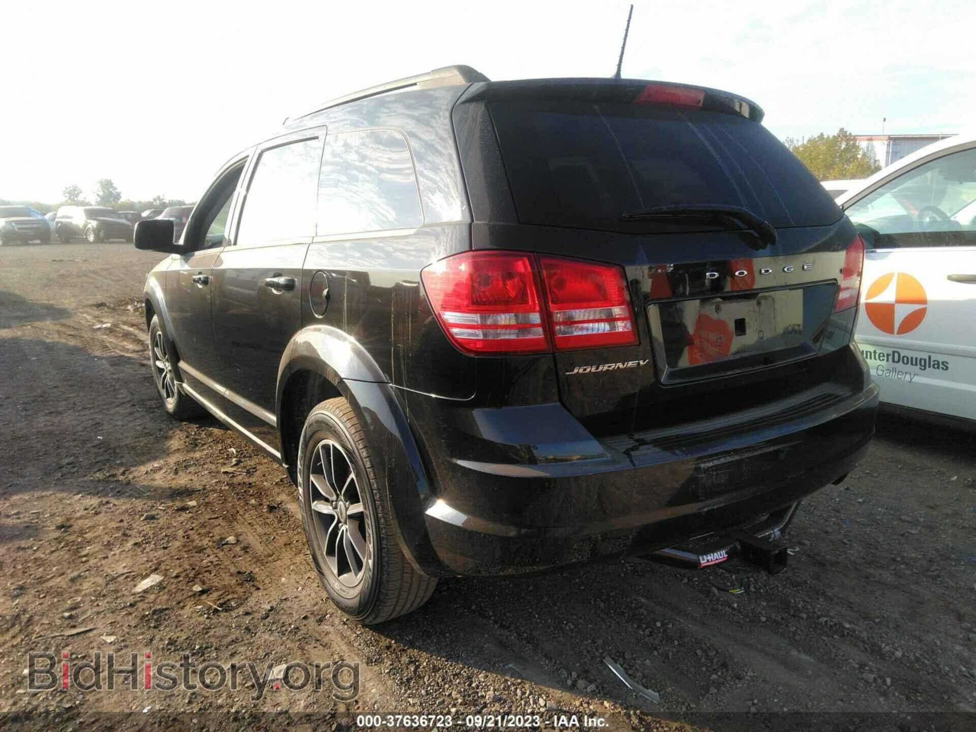 2018 DODGE JOURNEY - VIN: 3C4PDCAB1JT498802 - Фото 3